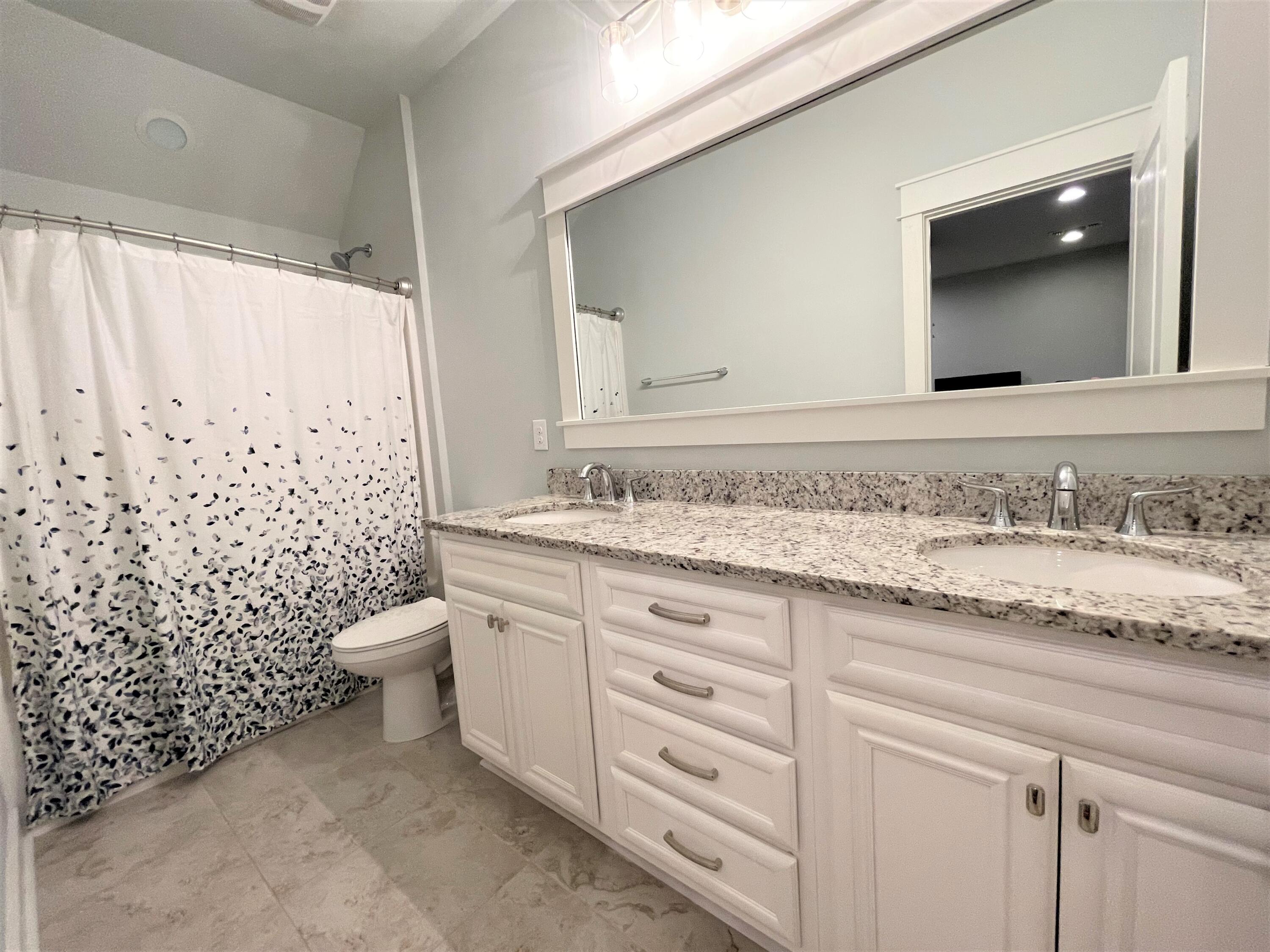 PARADISE COVE - Residential