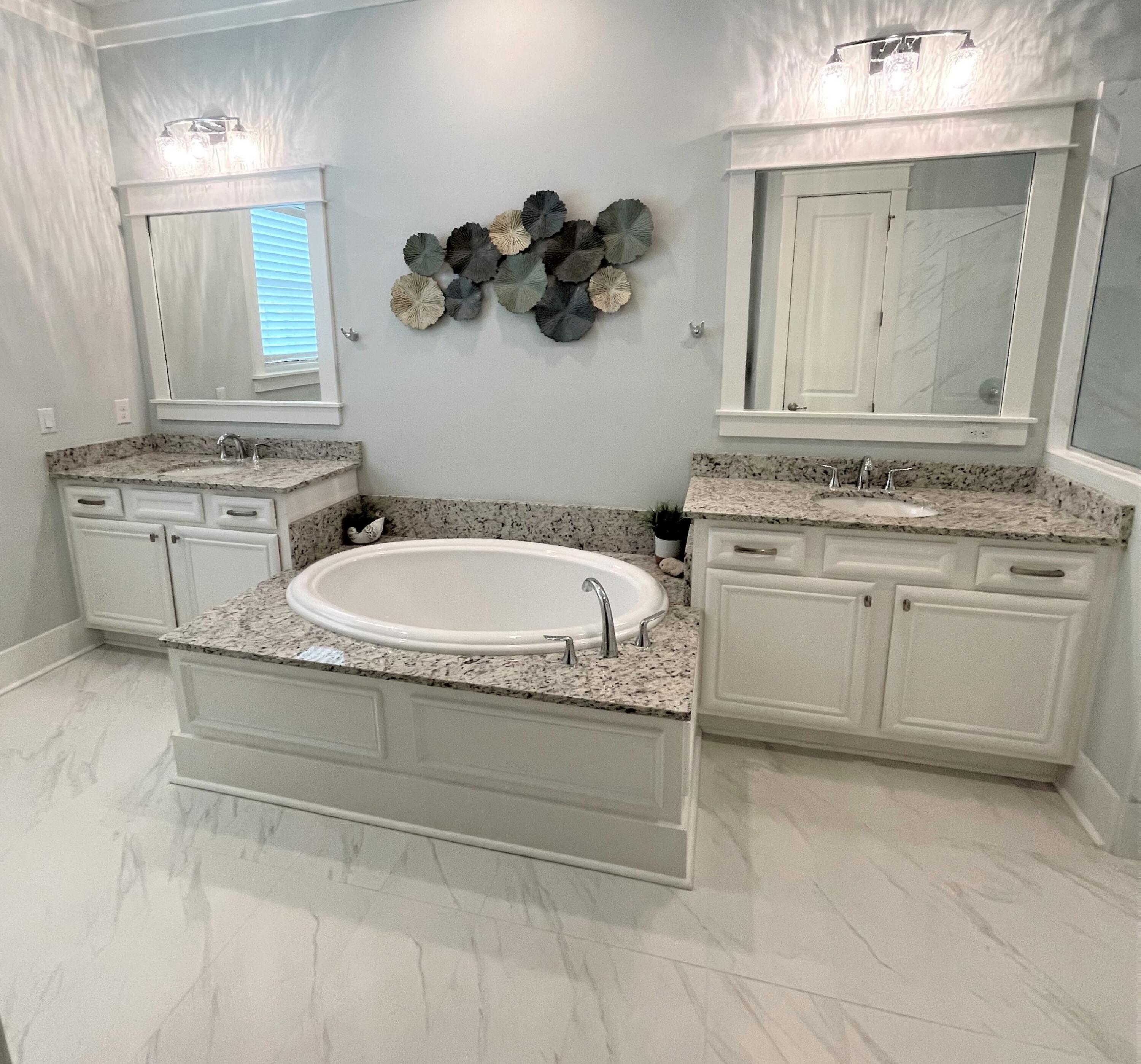 PARADISE COVE - Residential