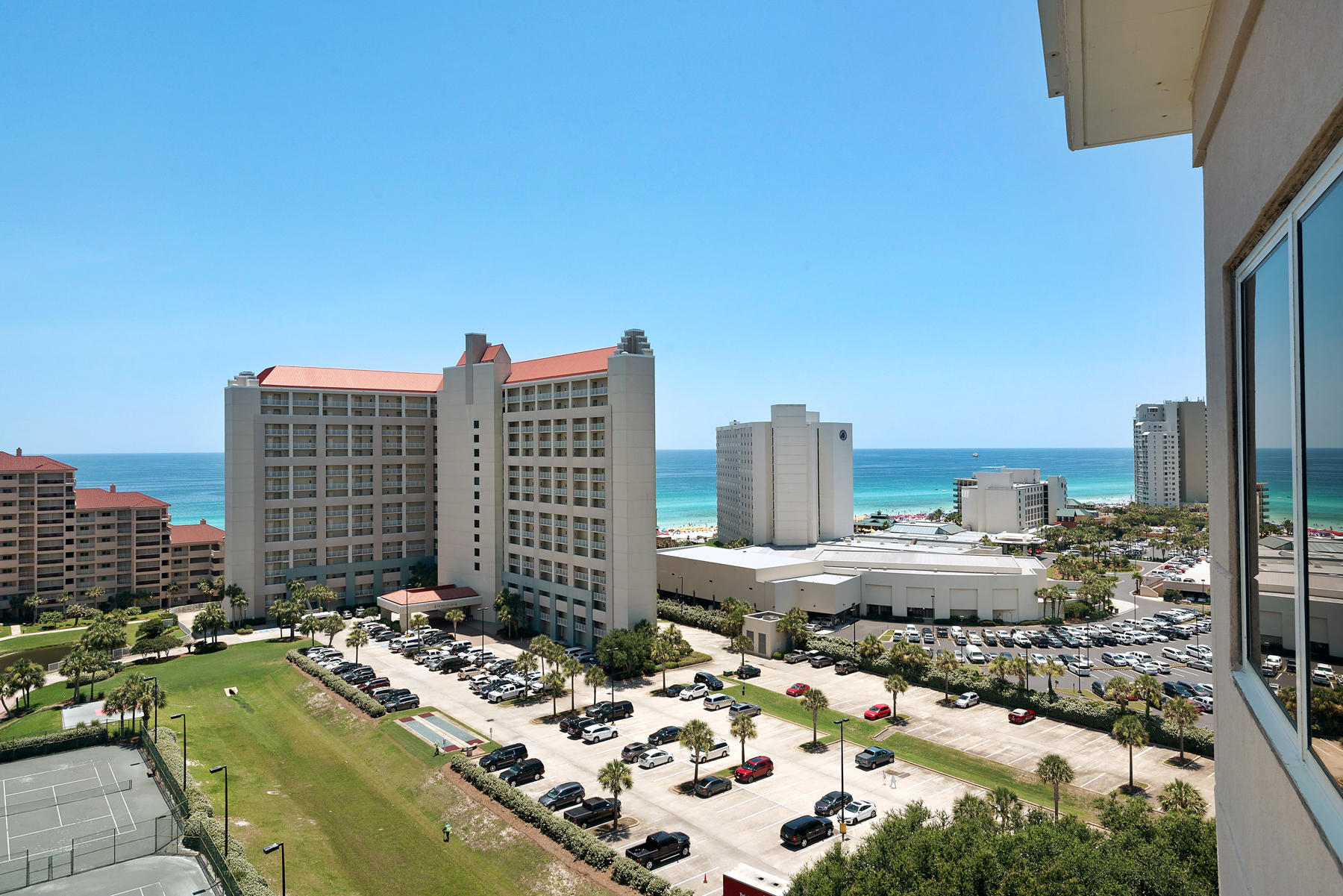 SUMMIT AT TOPS'L (THE) - Residential