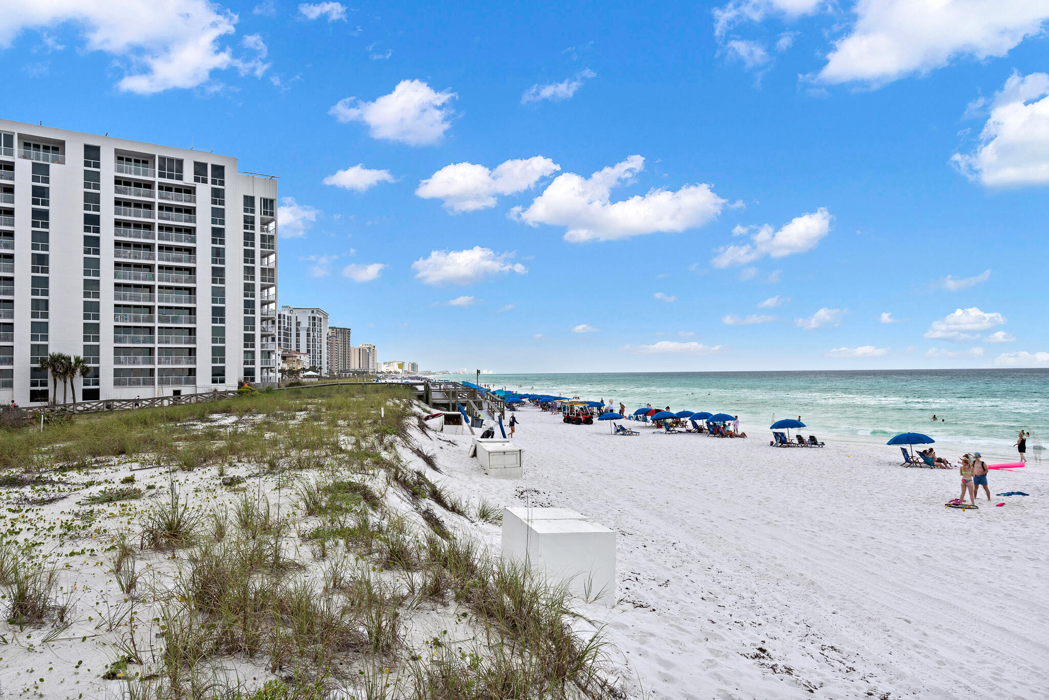 SHORELINE TOWERS 1 - Residential