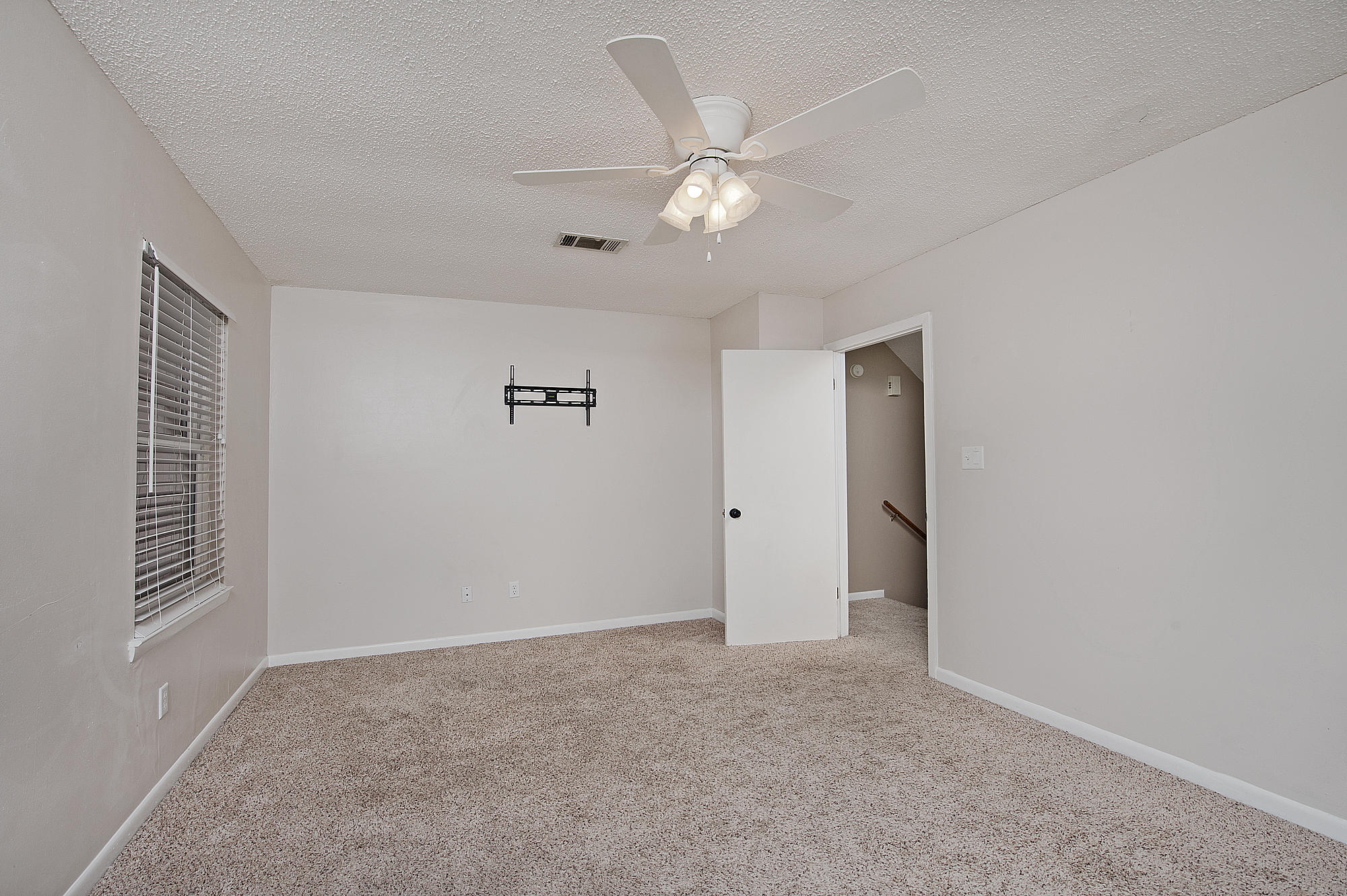 TYNER VILLAS - Residential