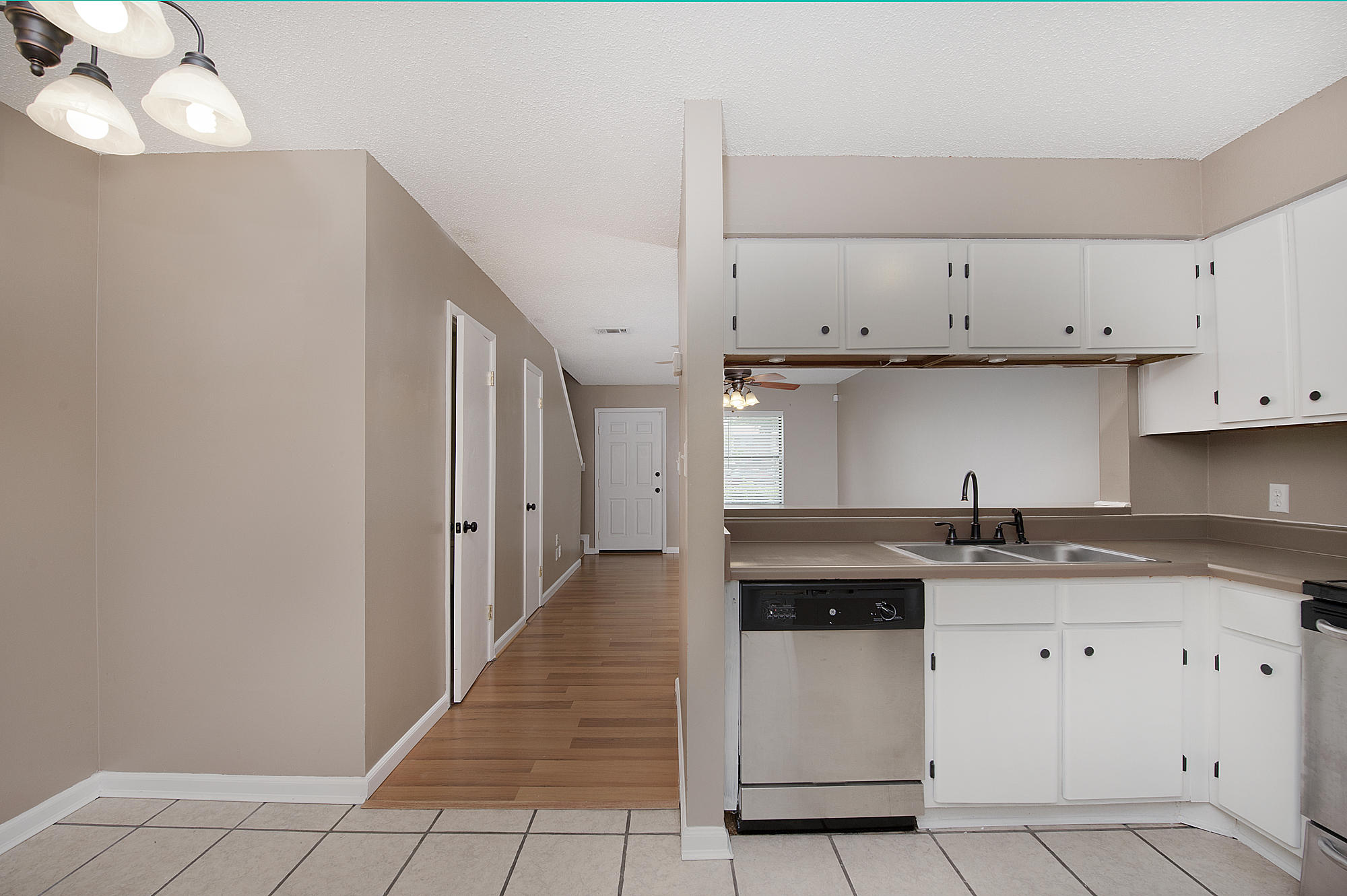 TYNER VILLAS - Residential