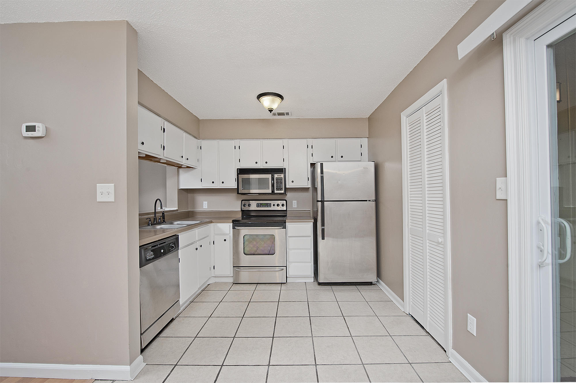 TYNER VILLAS - Residential