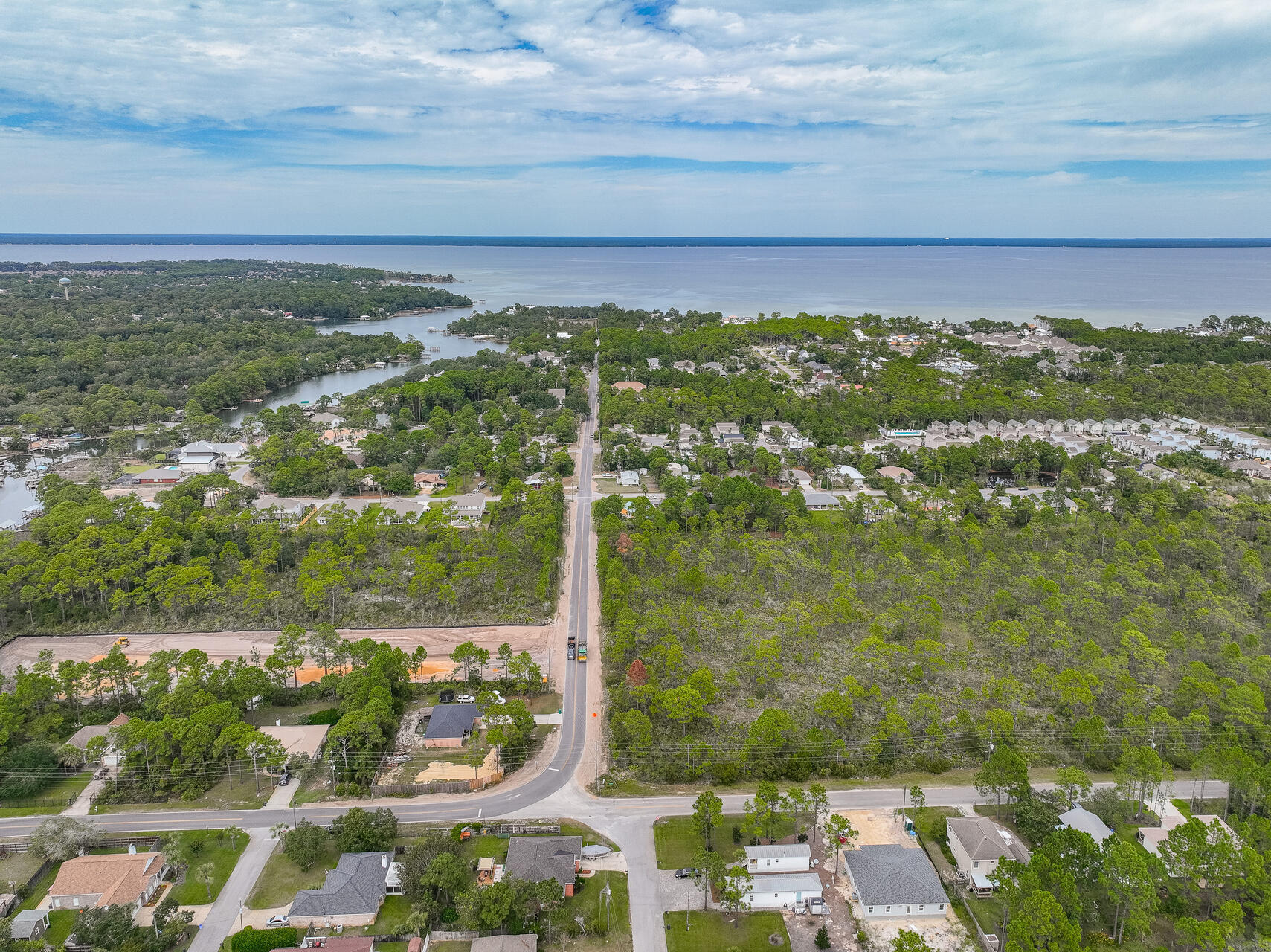 MACK BAYOU PARK - Residential