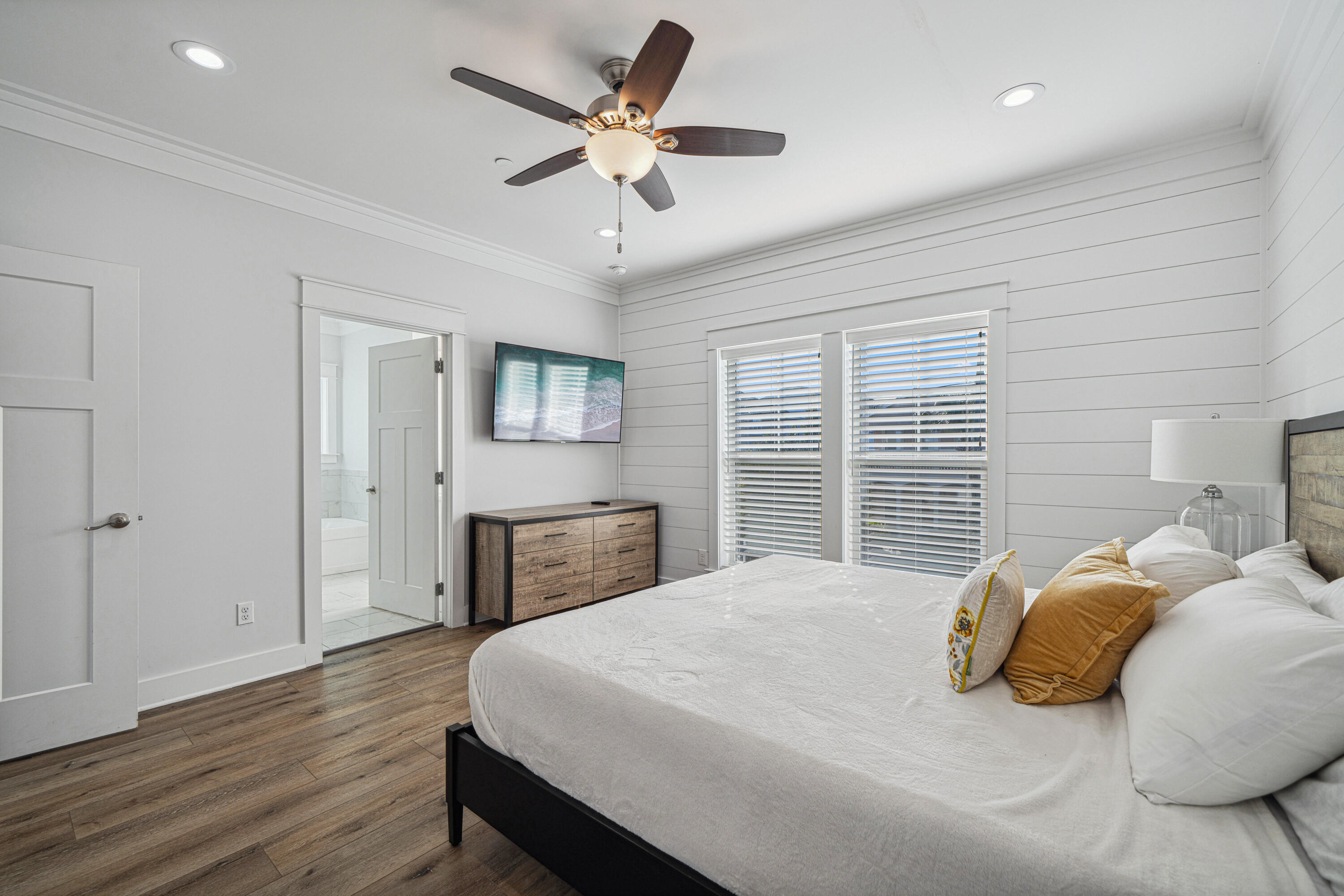 Riviera Beach Villas - Residential
