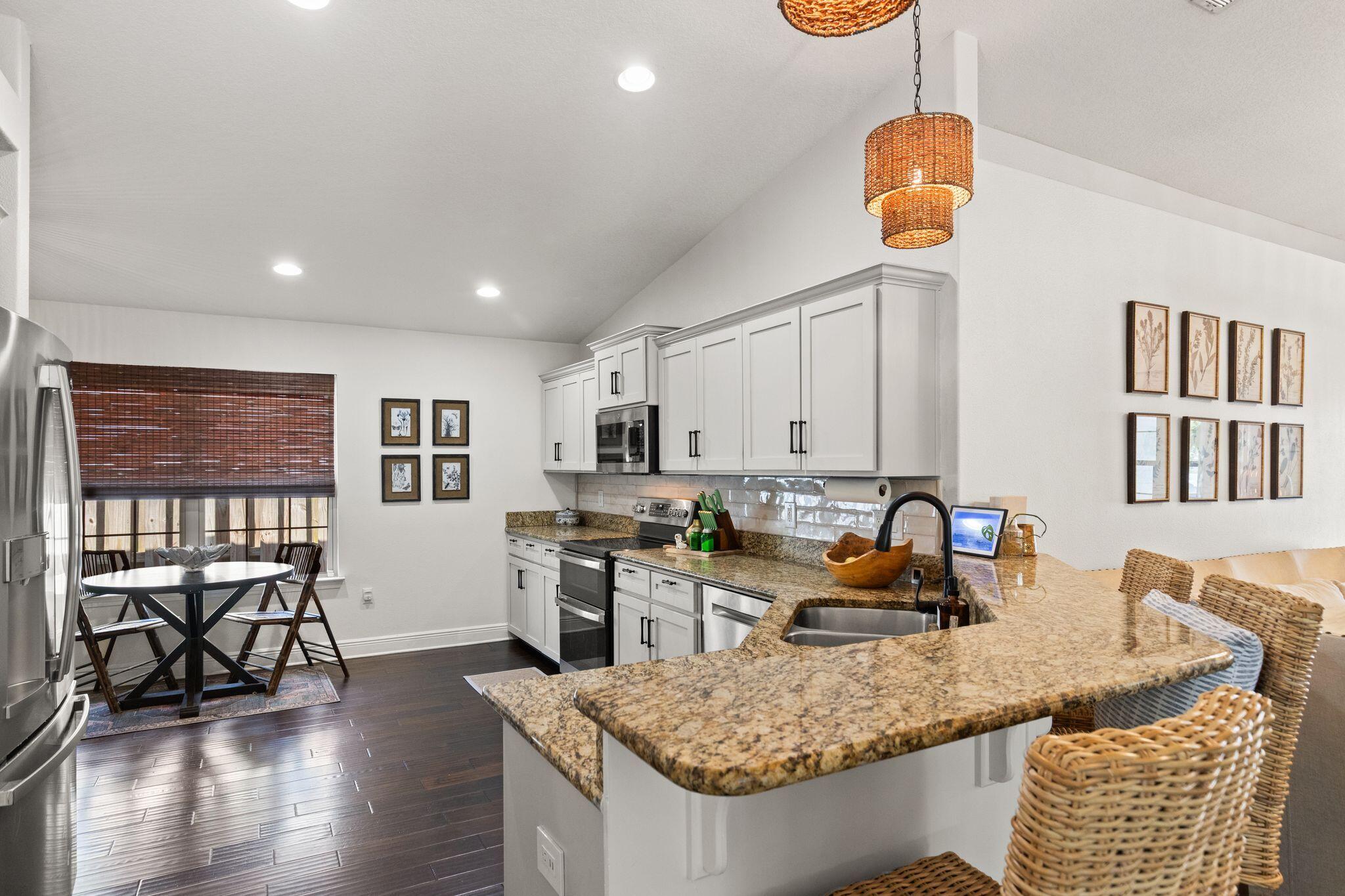 EAGLE BAY - Residential