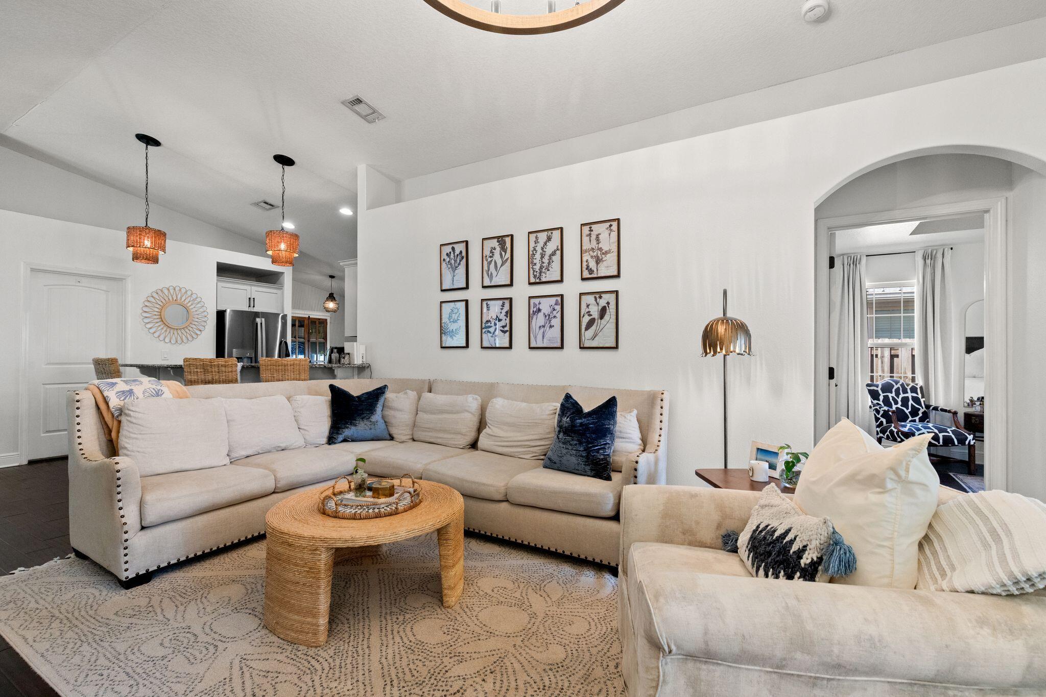 EAGLE BAY - Residential