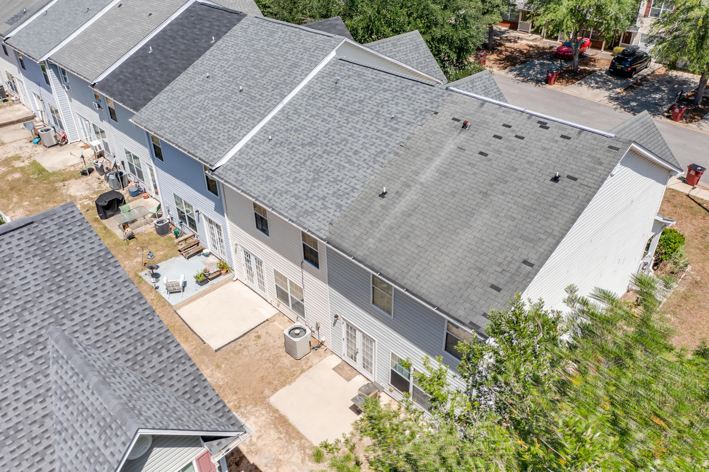 ROLLING PINES - Residential