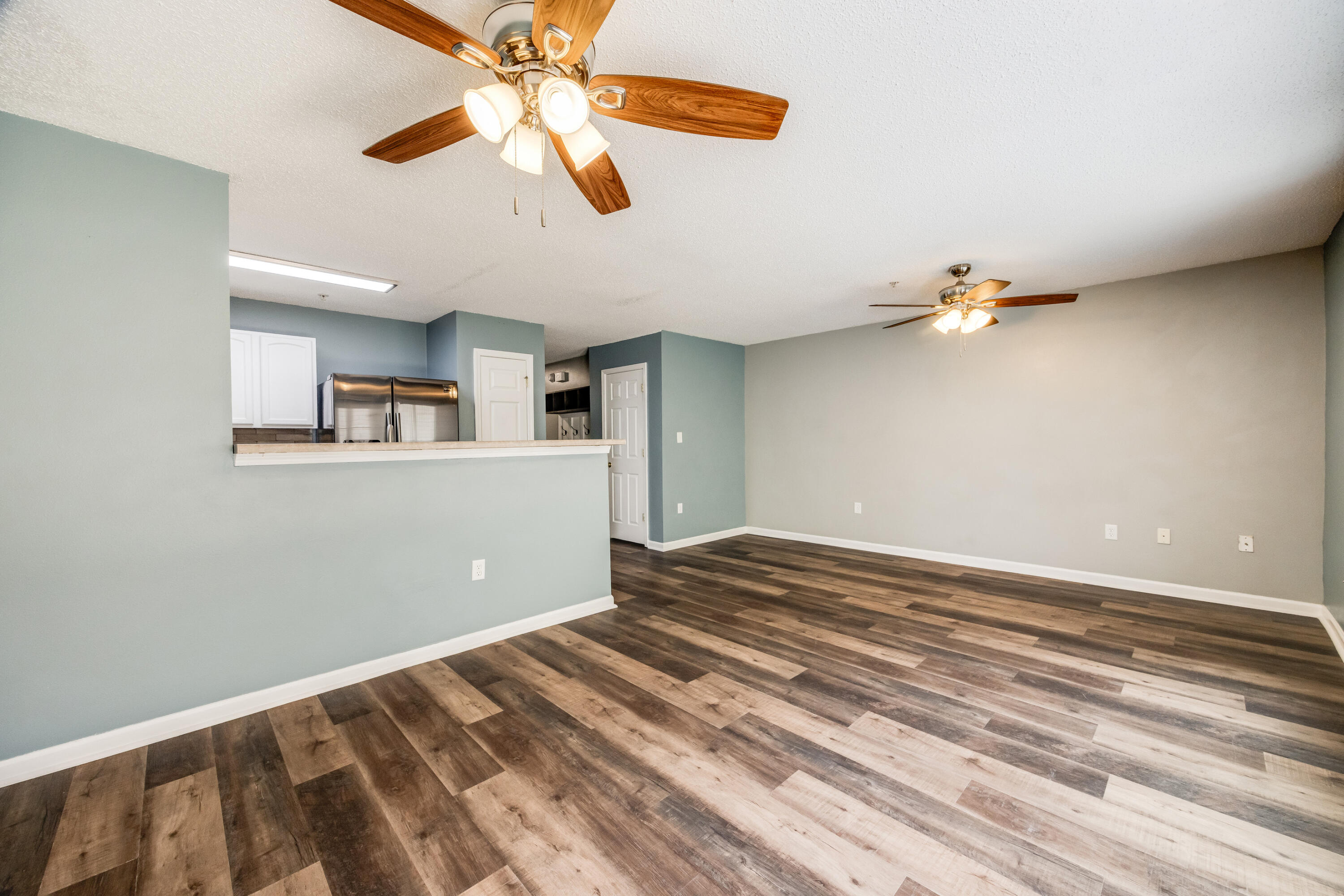 ROLLING PINES - Residential