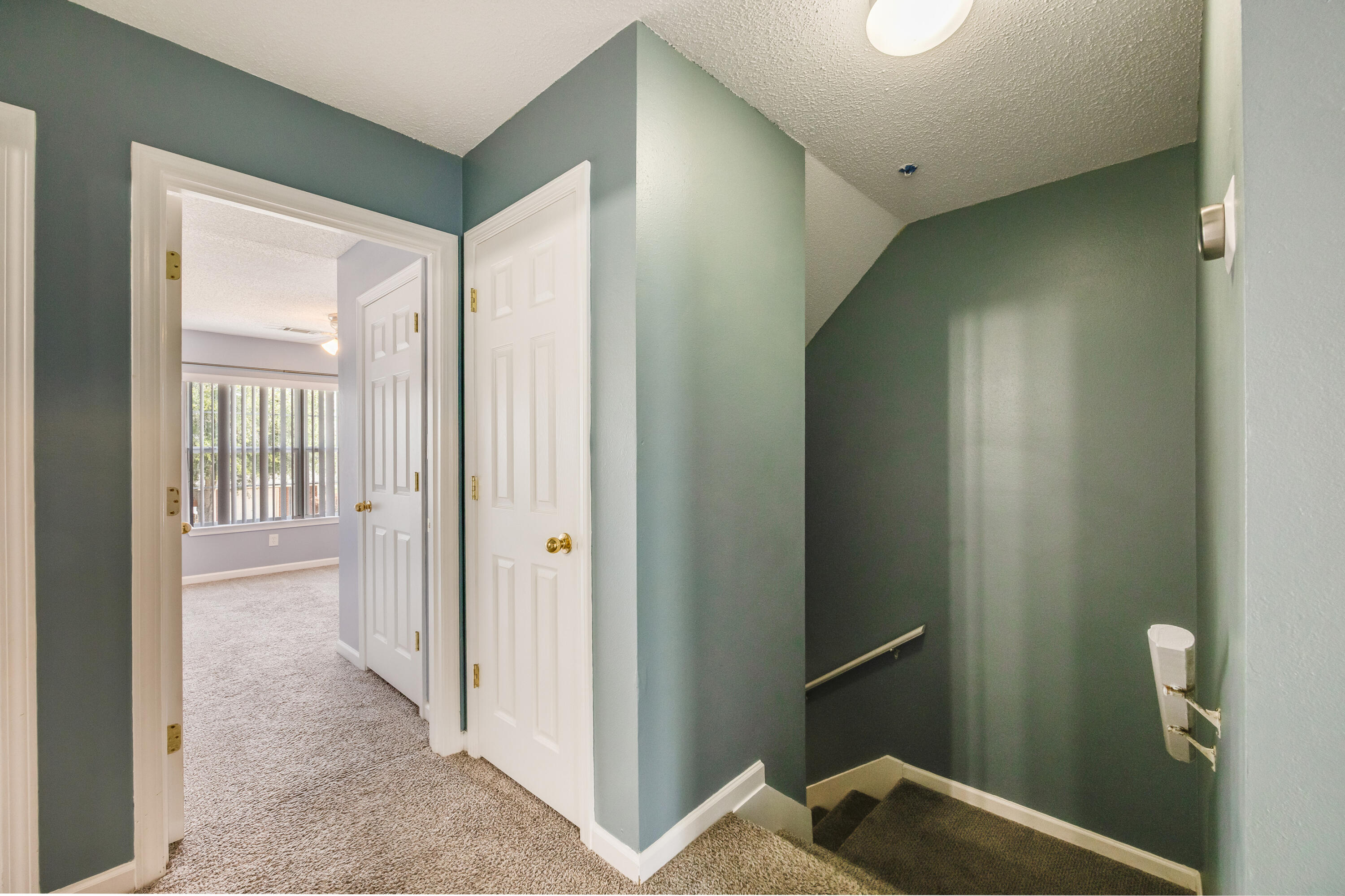 ROLLING PINES - Residential