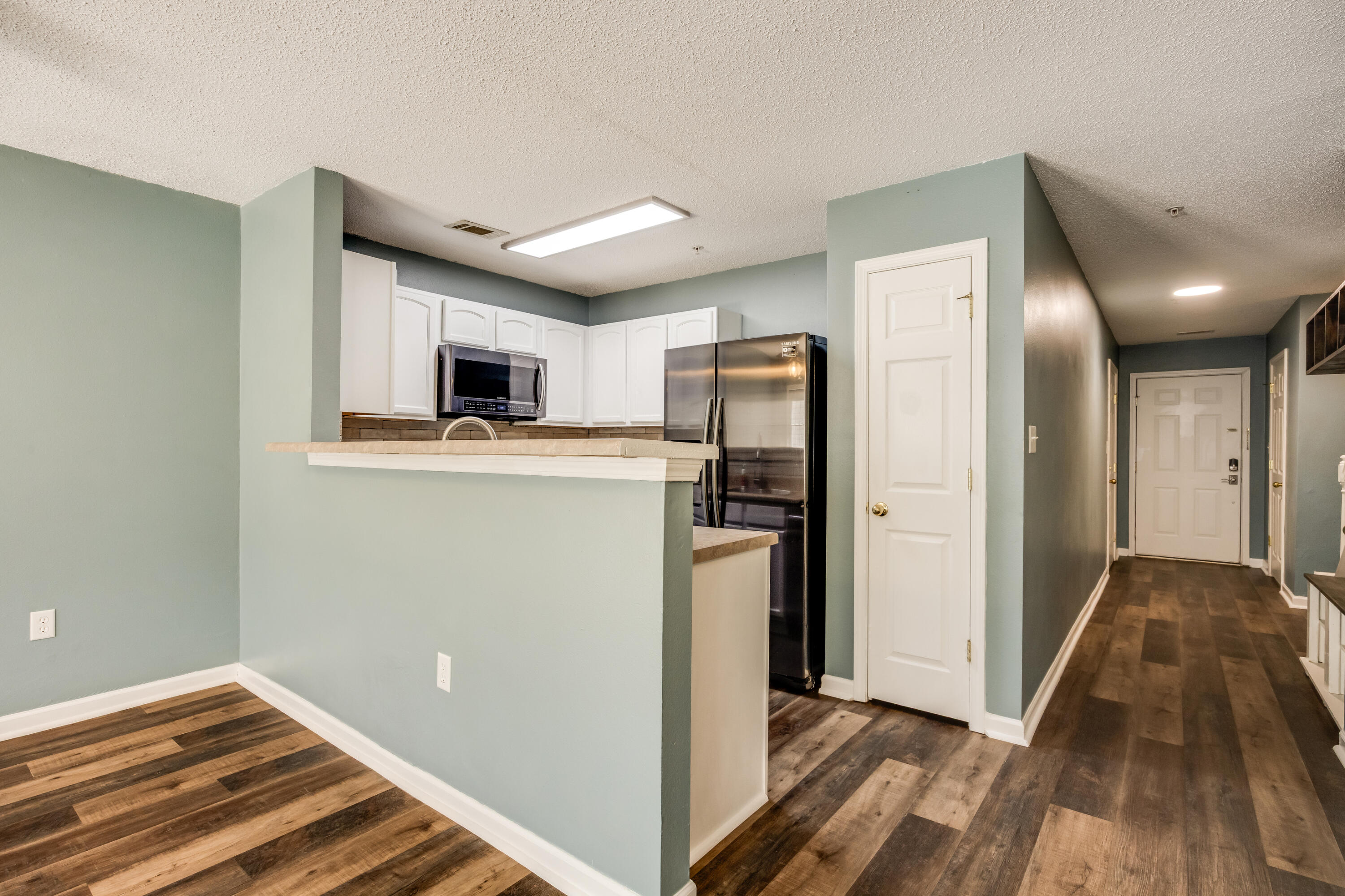 ROLLING PINES - Residential