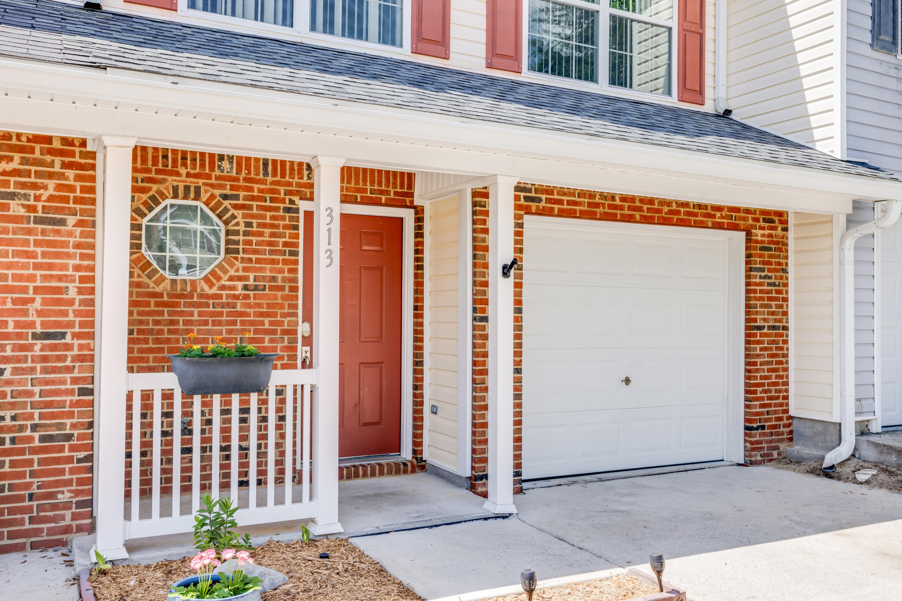 ROLLING PINES - Residential