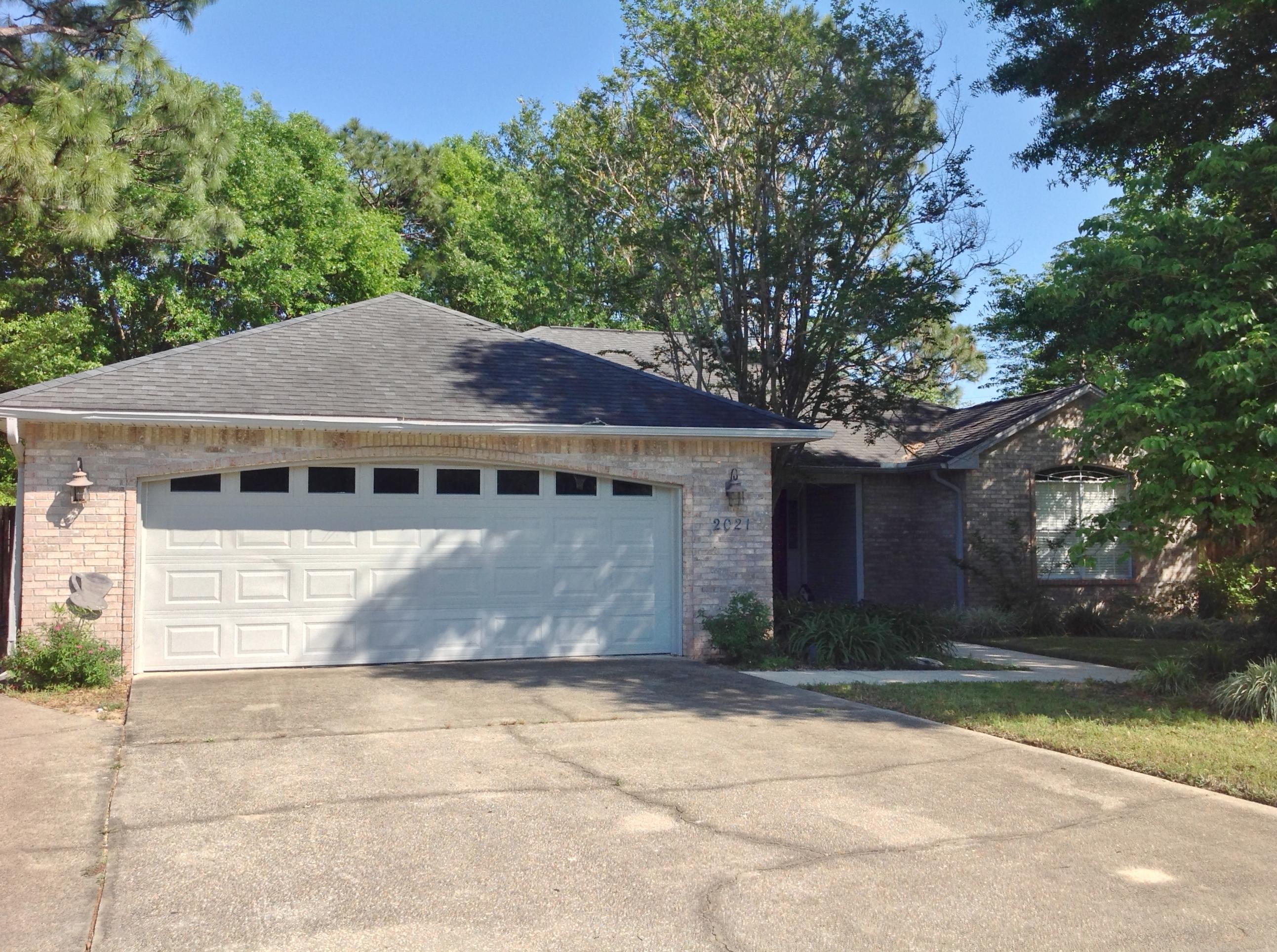 Welcome to this brick, one owner home tucked in a cul-de-sac on almost half an acre, in sought after Rocky Bayou! Lovingly maintained, this well thought out split bedroom floor plan features a sunny kitchen with skylight, granite counter tops, fresh white cabinets, bay windowed breakfast nook with tray ceiling, and smooth top stove. A door gives easy access to the pergola and gas stub out for your grill. Living room has vaulted ceiling and gas Fireplace. Large Master bedroom with coffered ceiling has double doors to Master bath featuring 2 walk in closets, separate shower, jetted tub and double vanities. Lushly landscaped, privacy fenced yard offers pavered, covered porch for plenty of entertaining. Oversized garage for 2 cars plus golf cart. Roof new in 2008. See list of extras. Must See!