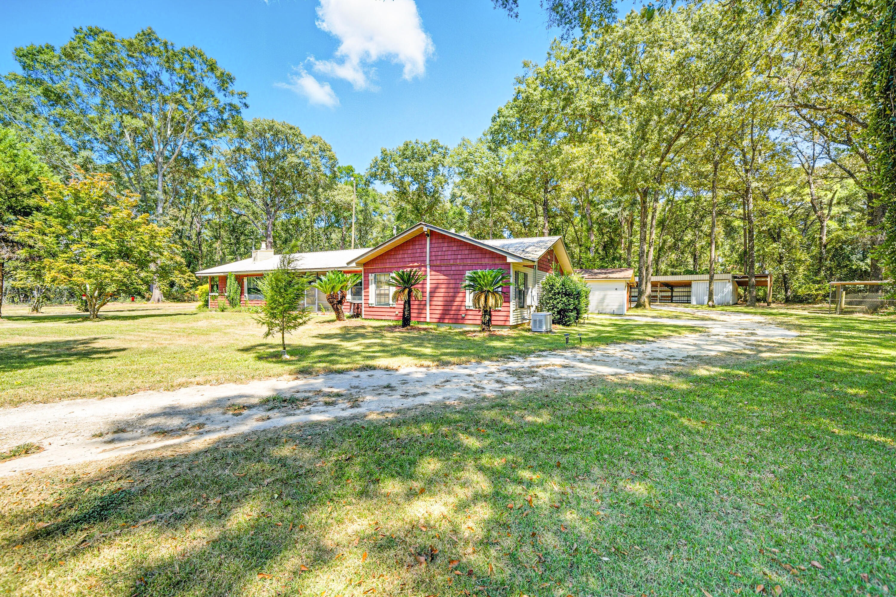 NO RECORDED SUBDIVISION - Residential