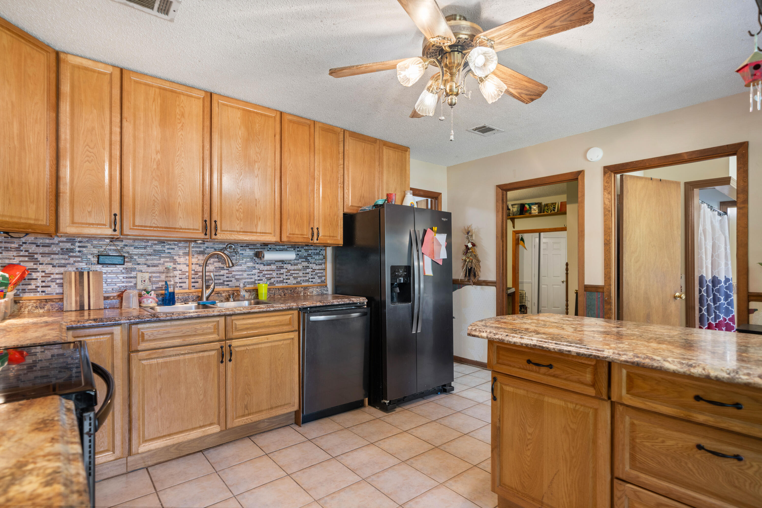 NO RECORDED SUBDIVISION - Residential