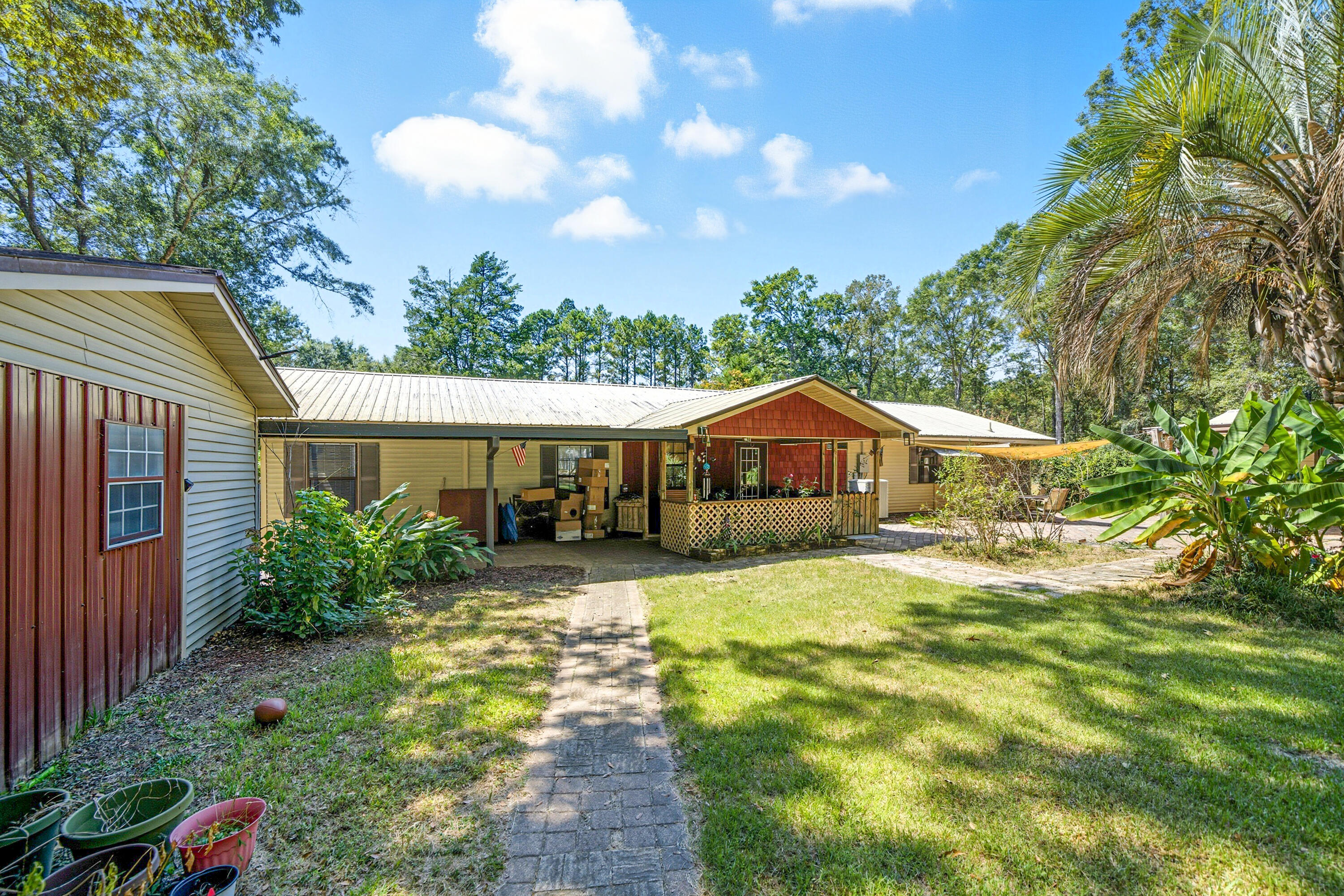NO RECORDED SUBDIVISION - Residential