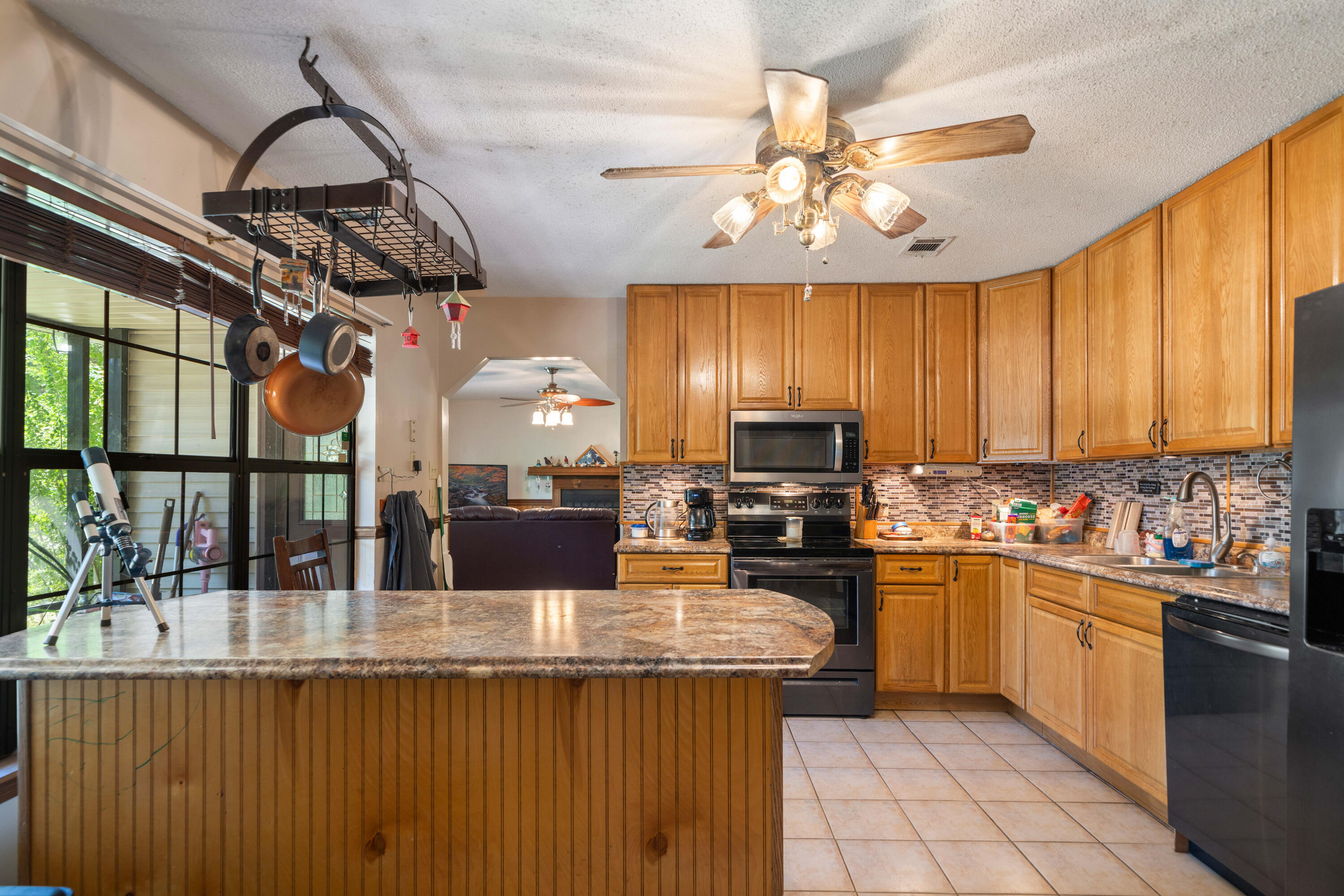 NO RECORDED SUBDIVISION - Residential