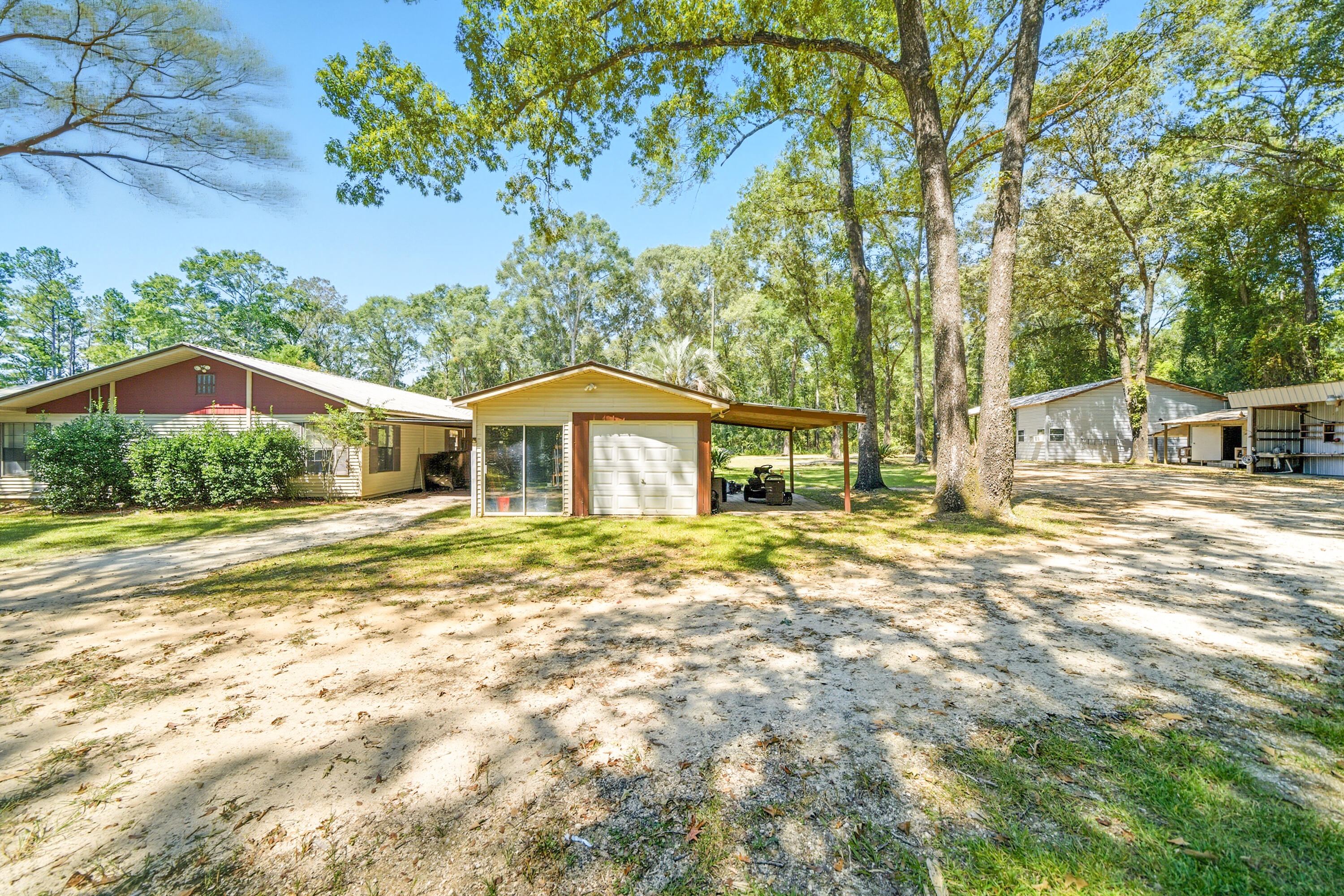 NO RECORDED SUBDIVISION - Residential
