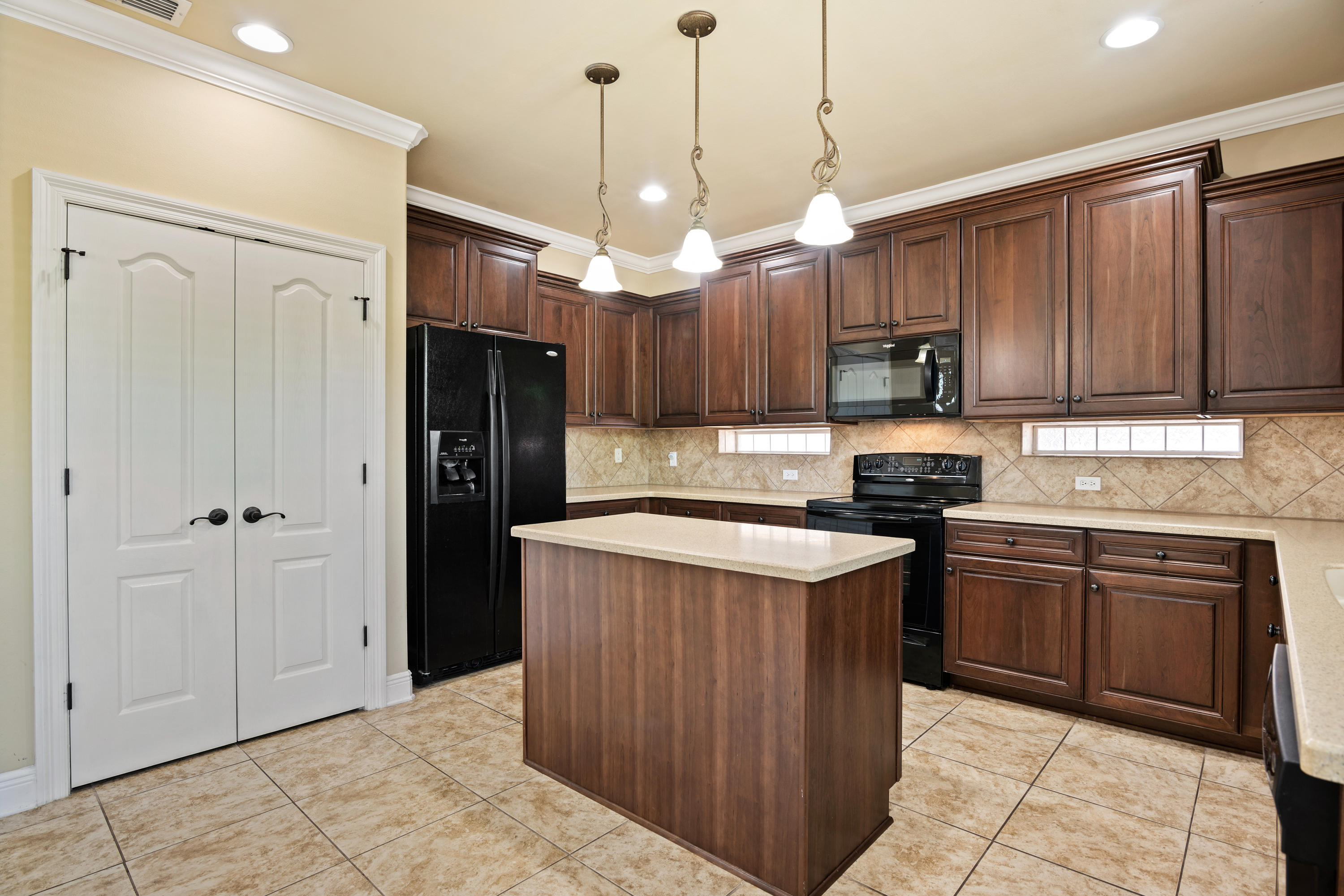 BAYWALK LANDING - Residential