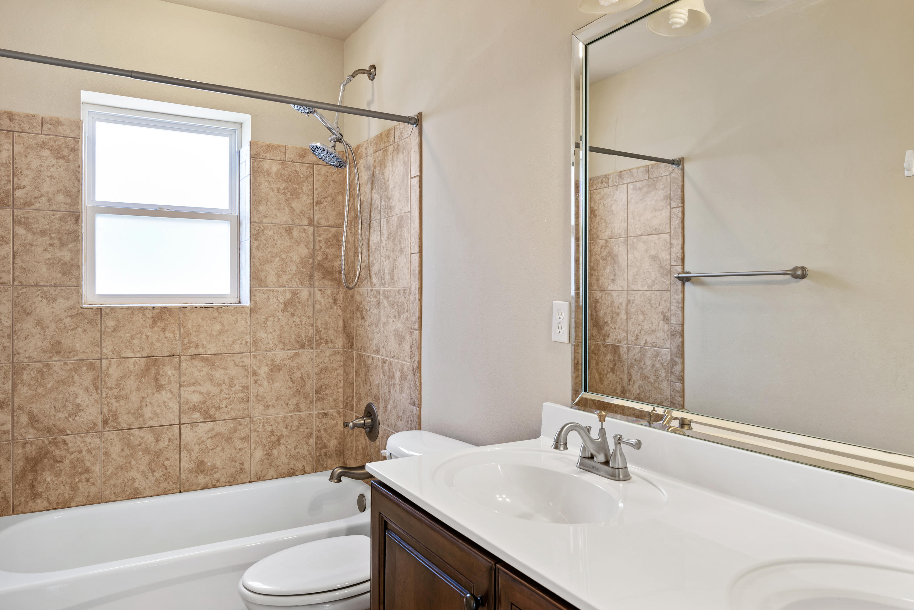 BAYWALK LANDING - Residential