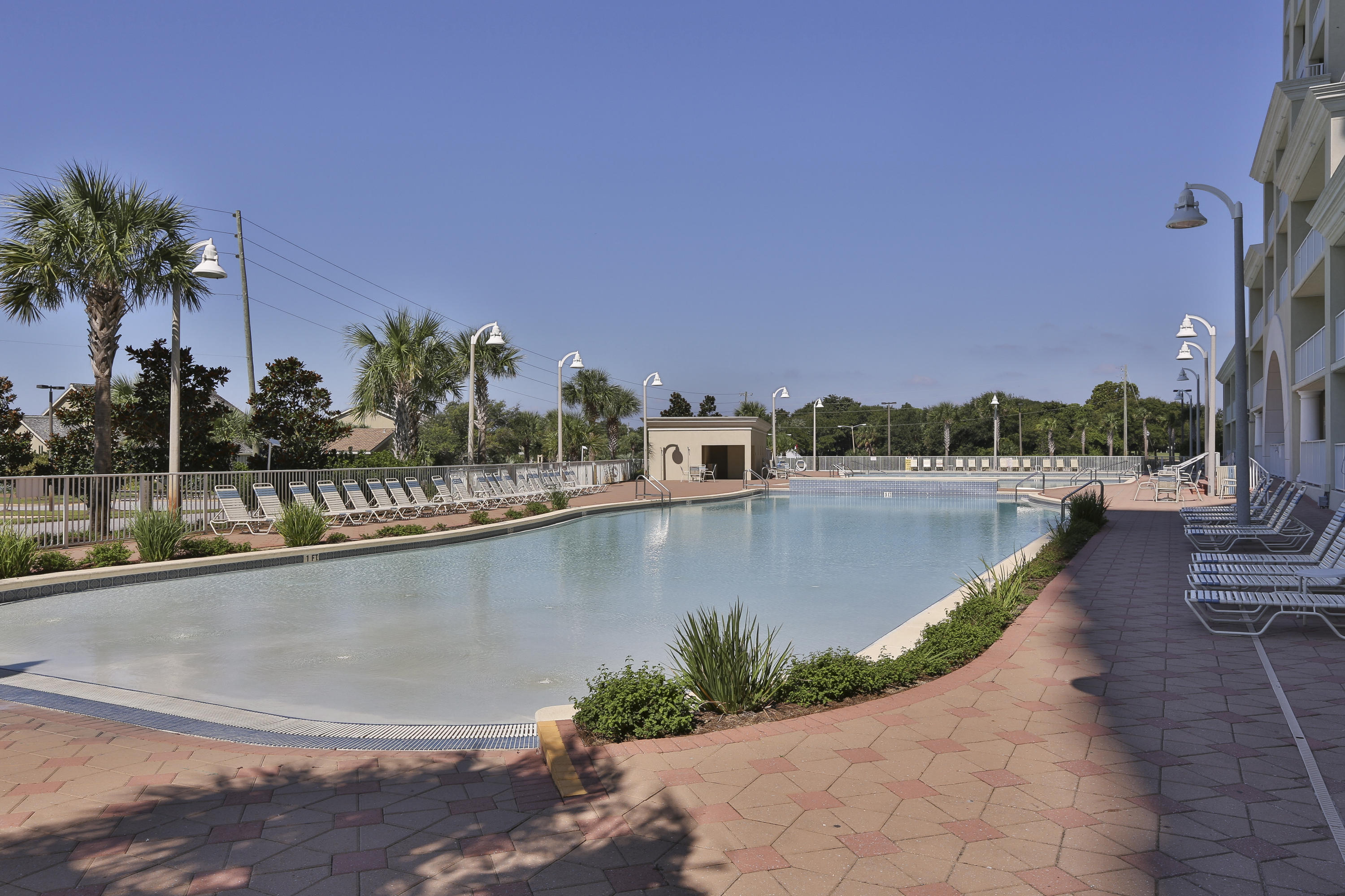 ARIEL DUNES I - Residential