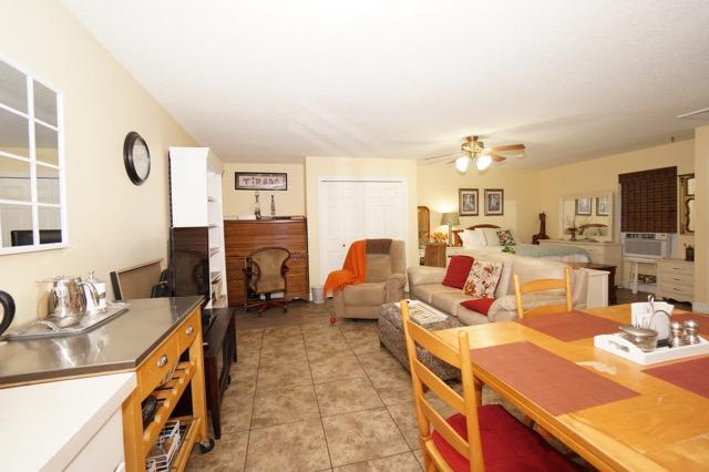 AZALEA GARDENS - Residential