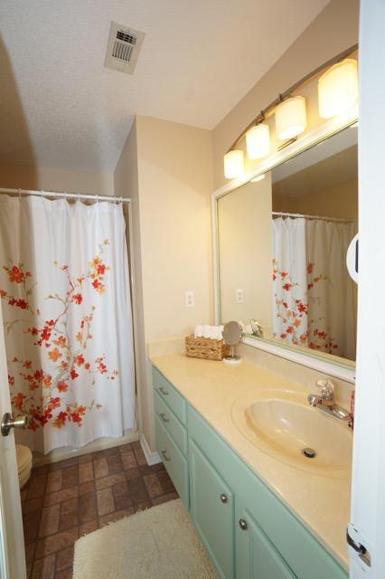 AZALEA GARDENS - Residential