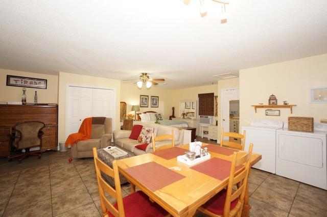 AZALEA GARDENS - Residential