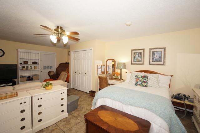 AZALEA GARDENS - Residential