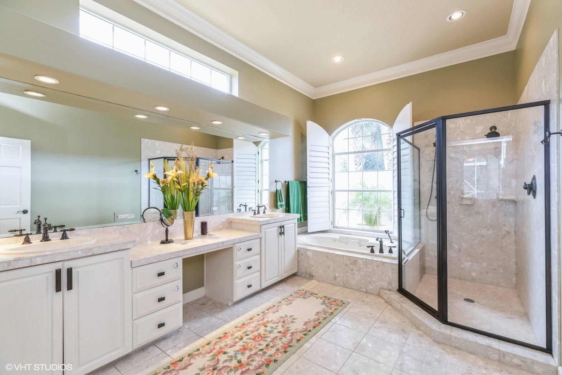 Emerald Bay - Residential