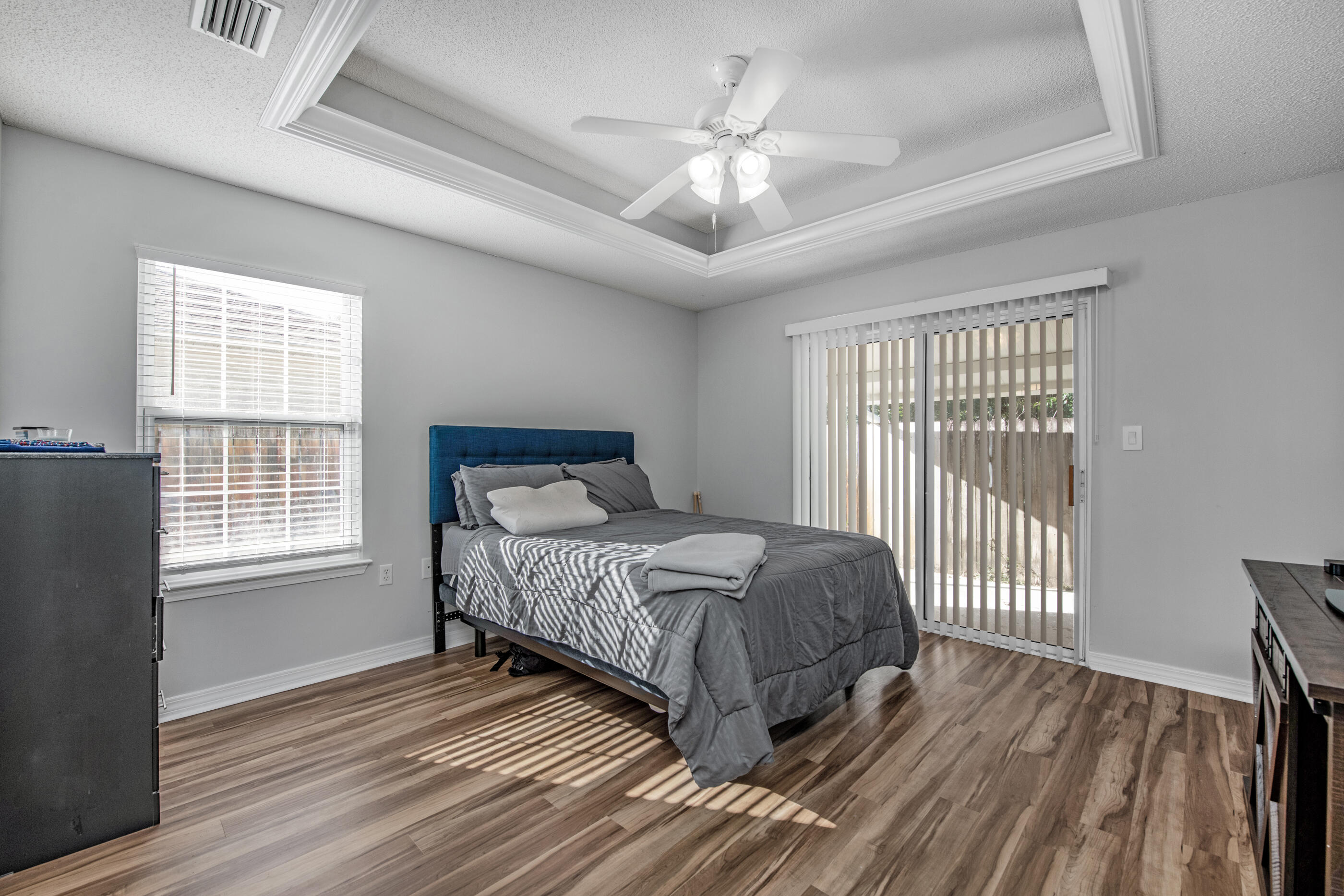 OAK PARK ESTATES - Residential