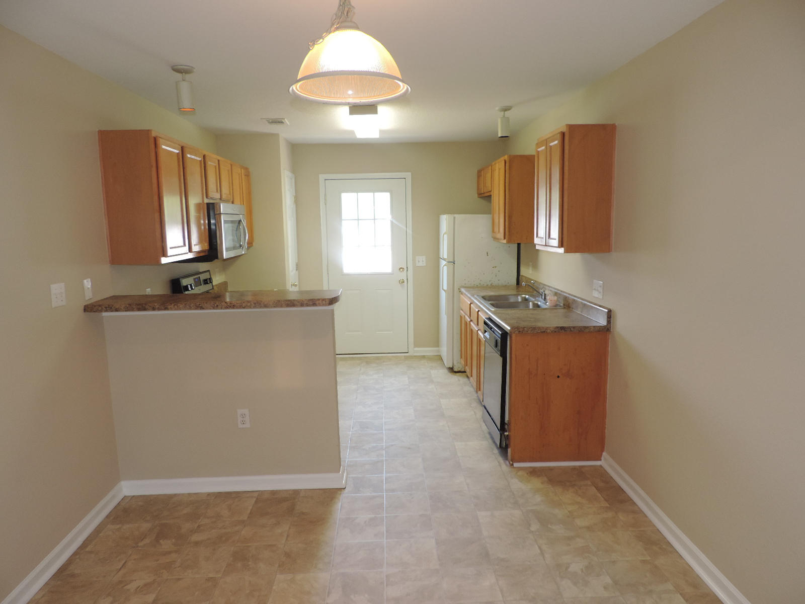 QUAIL HOLLOW - Residential