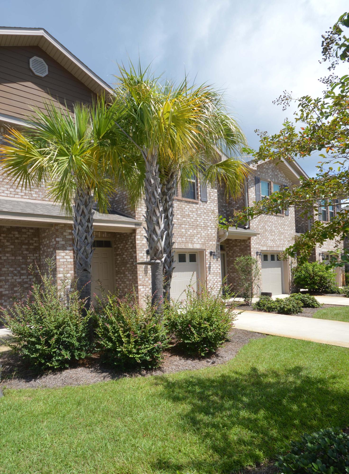 RESERVE POINTE - Residential