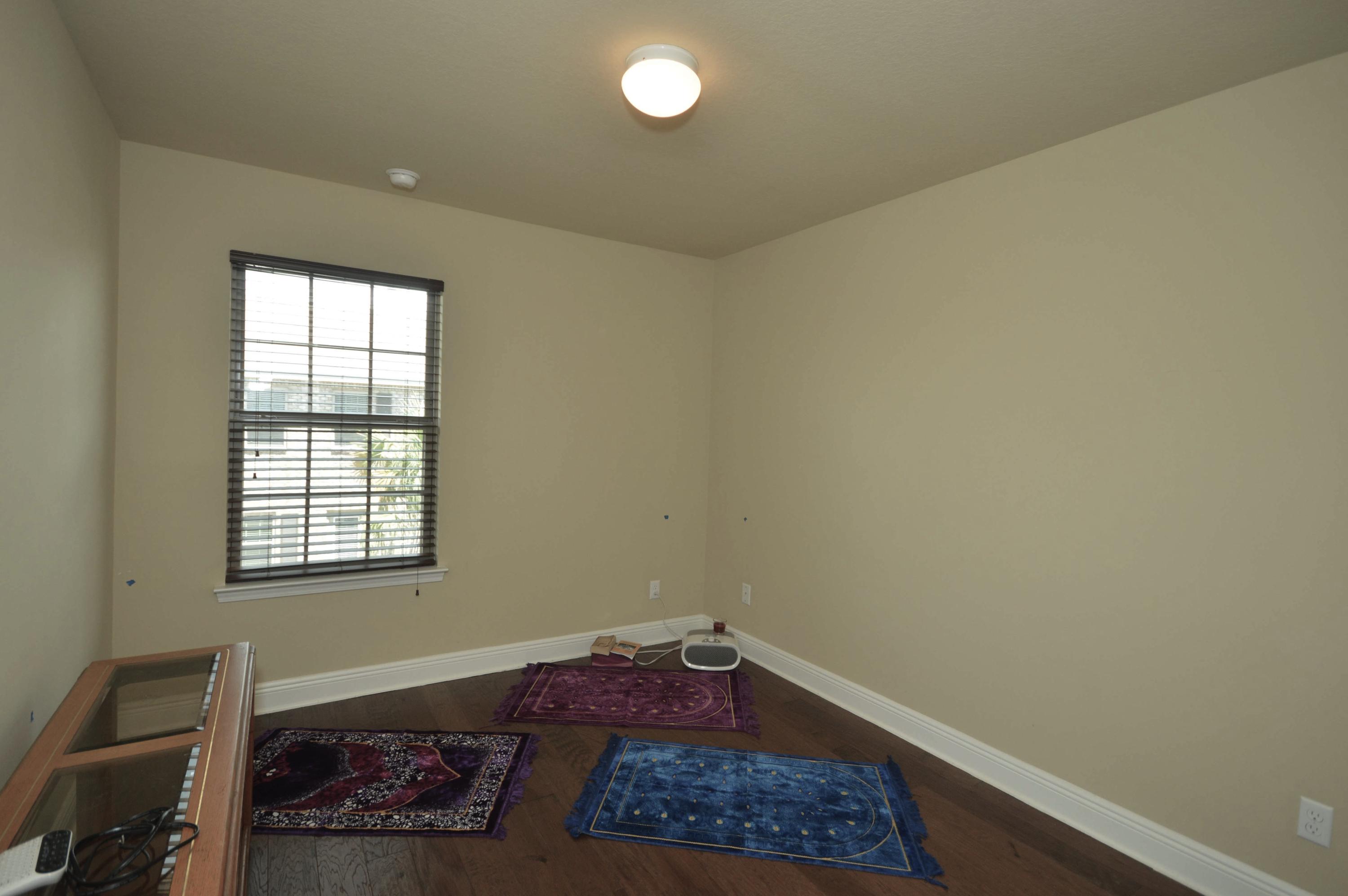 RESERVE POINTE - Residential