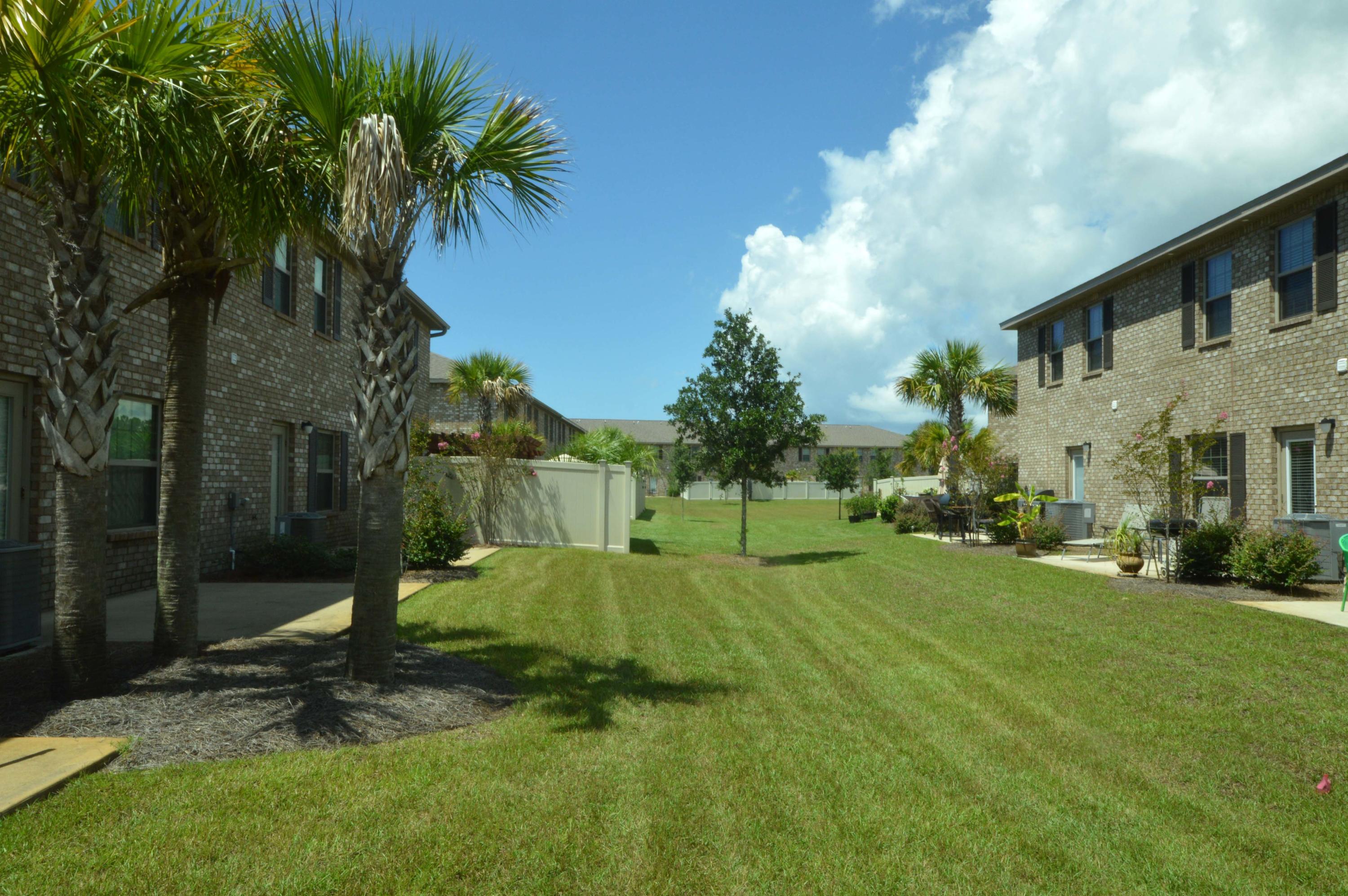 RESERVE POINTE - Residential