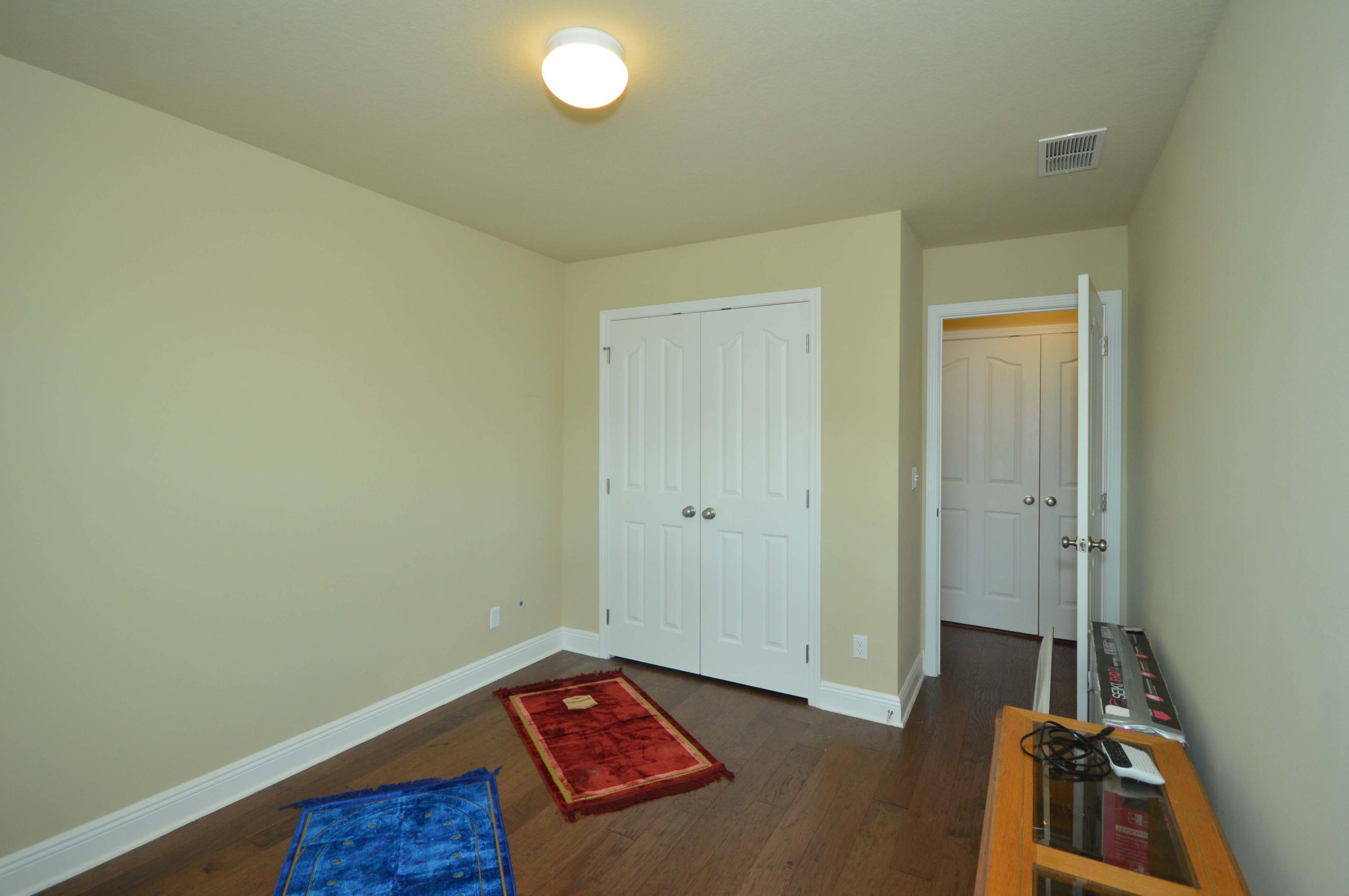 RESERVE POINTE - Residential