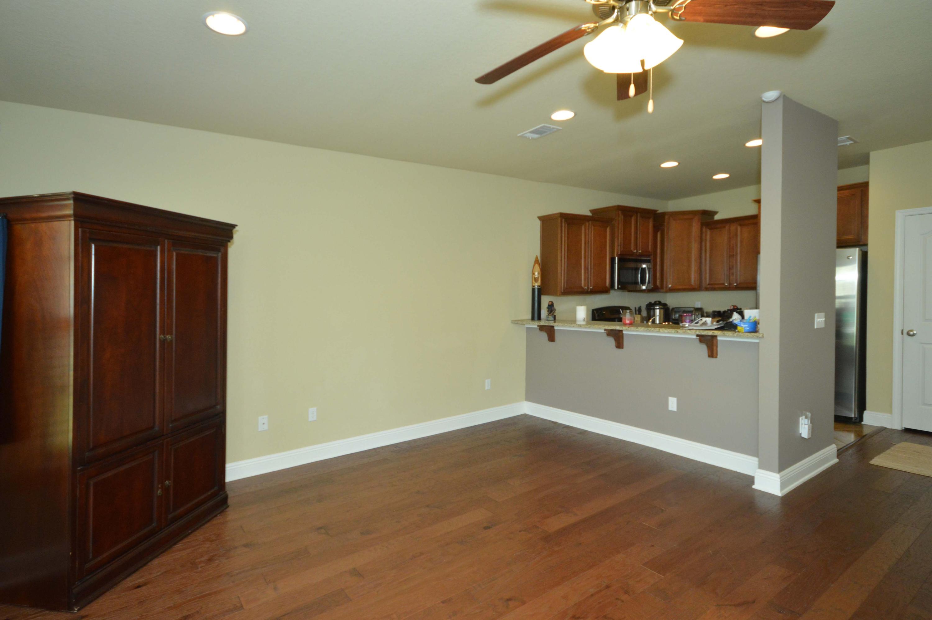 RESERVE POINTE - Residential