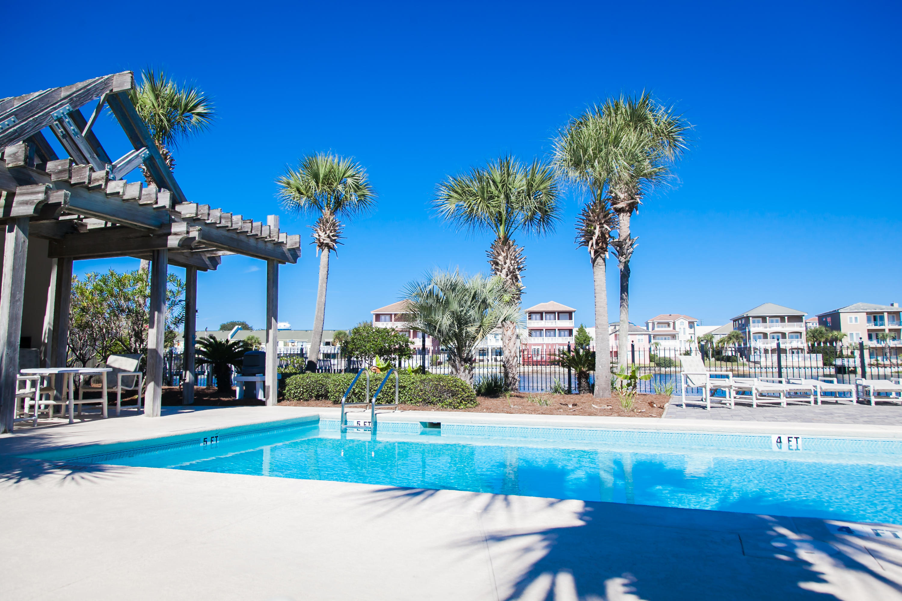 DUNES OF DESTIN - Residential