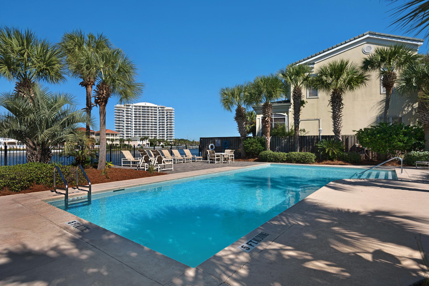 DUNES OF DESTIN - Residential