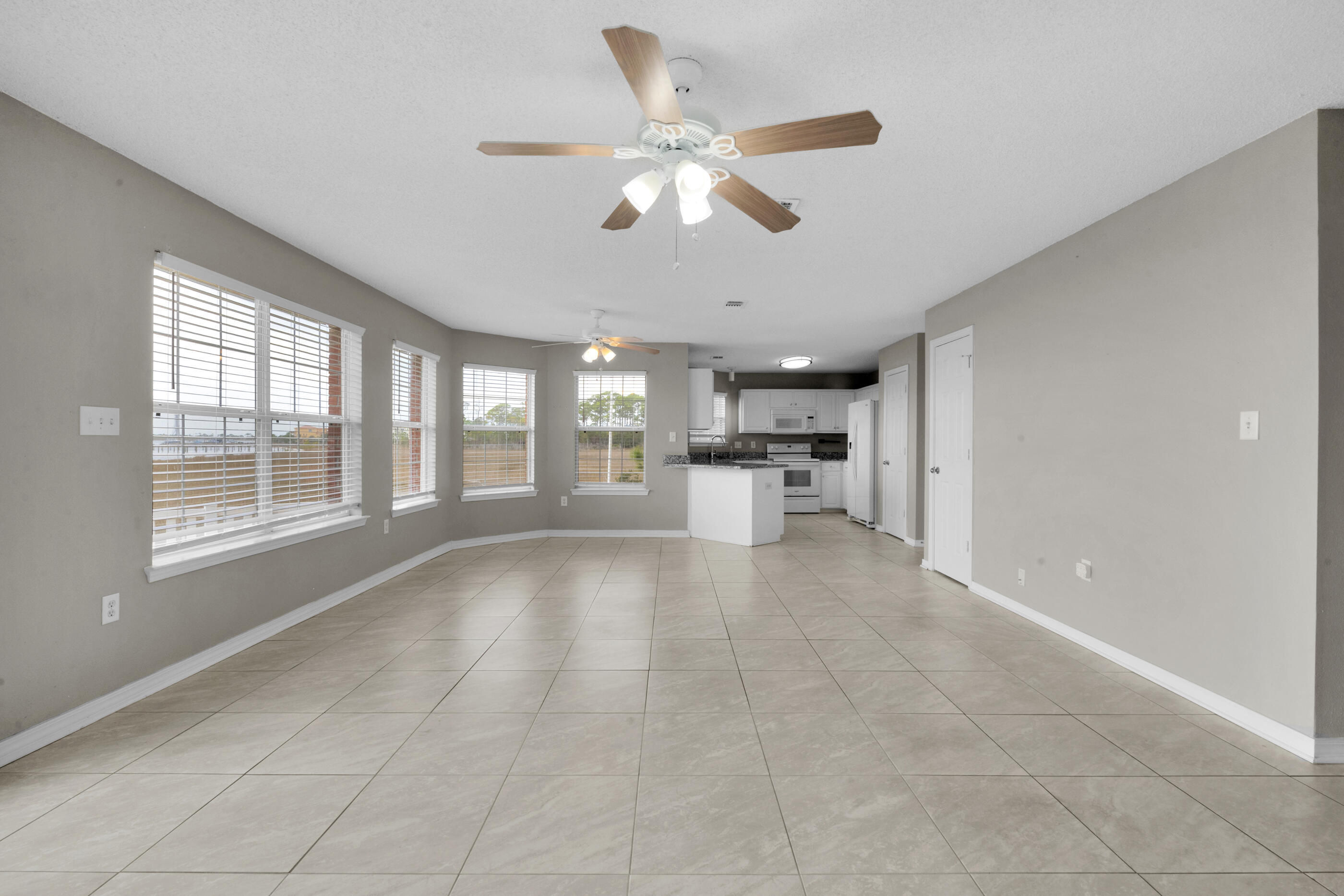 MARSH HARBOR - Residential Lease
