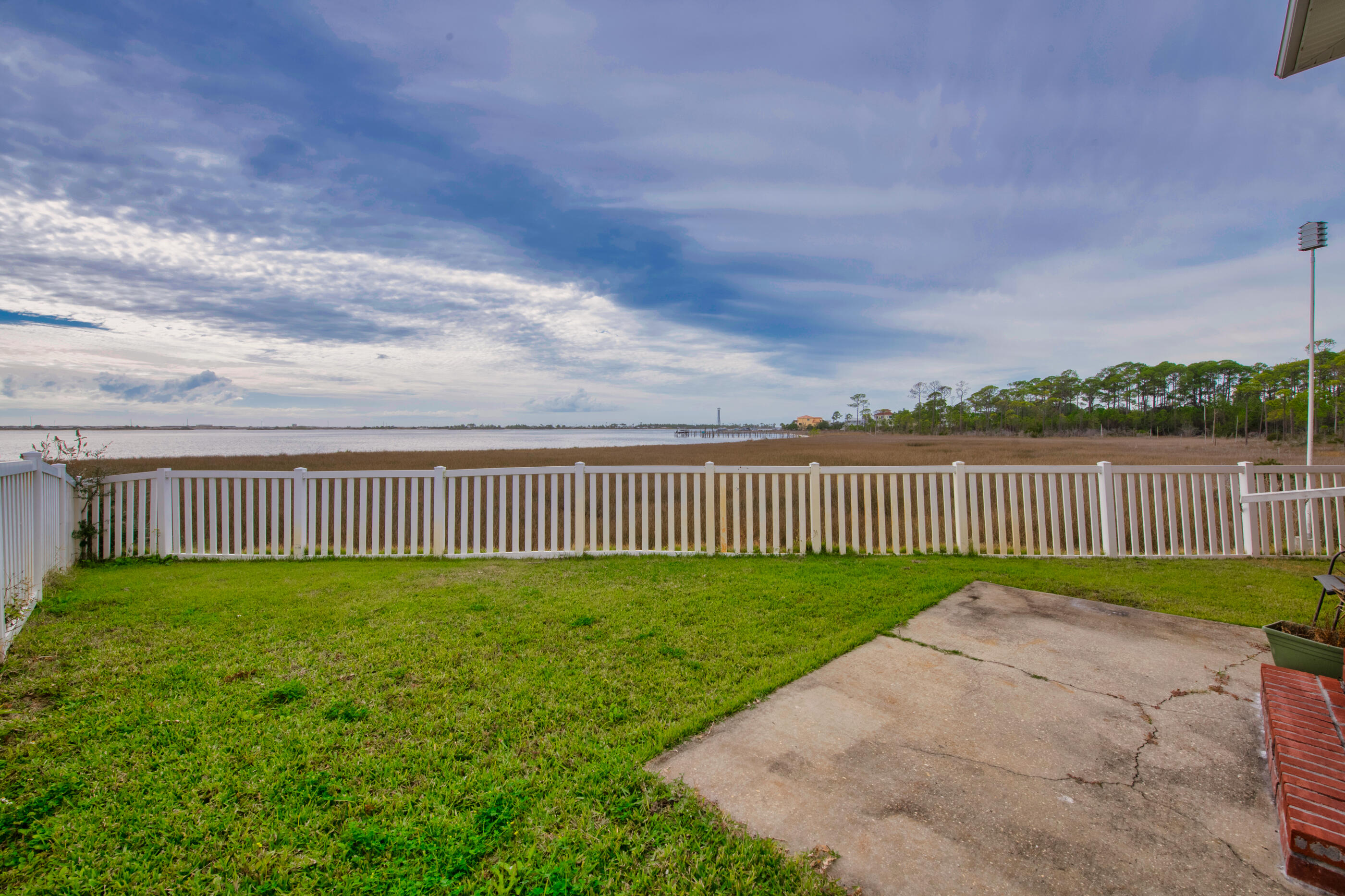 MARSH HARBOR - Residential Lease