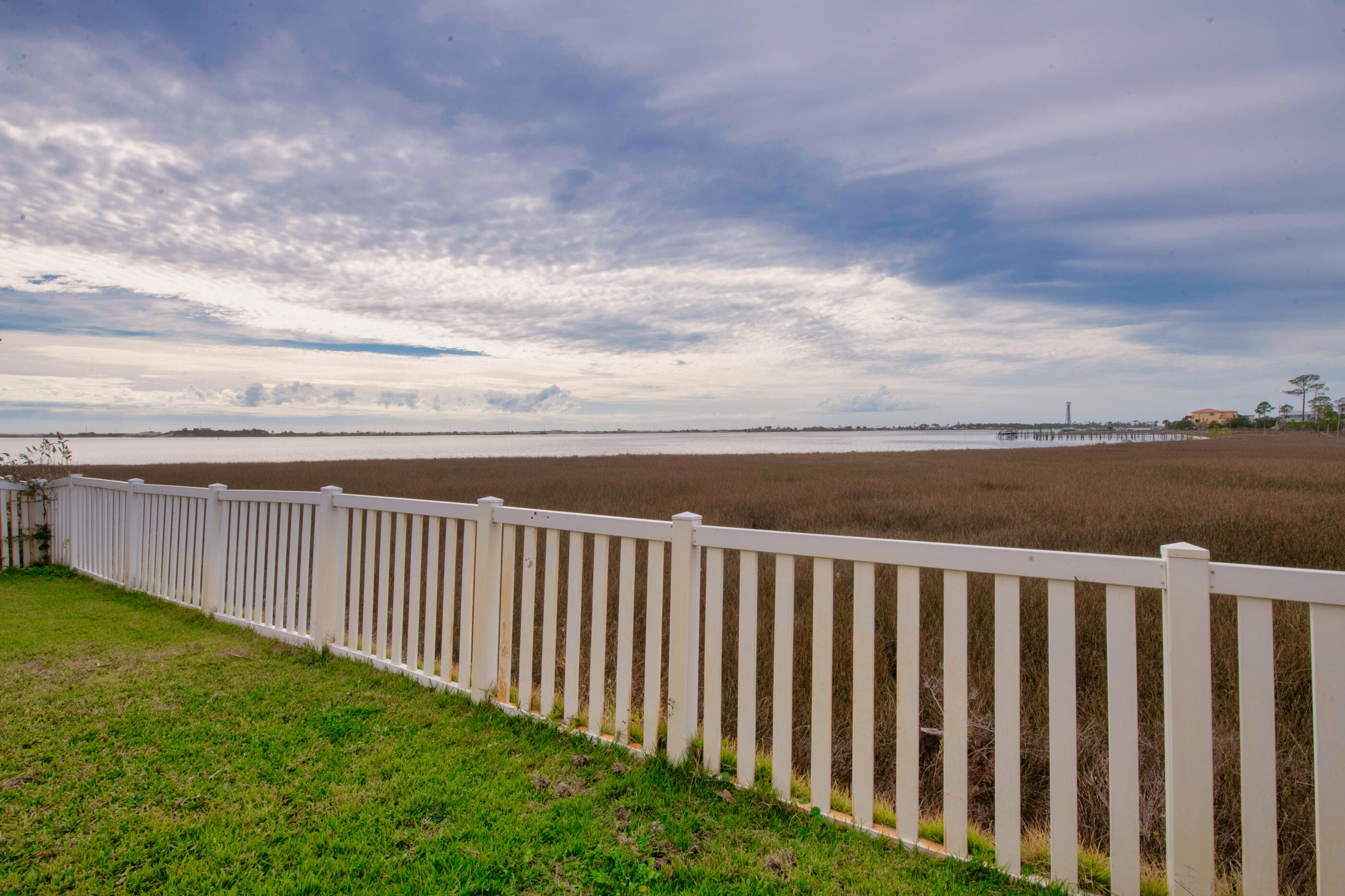MARSH HARBOR - Residential Lease