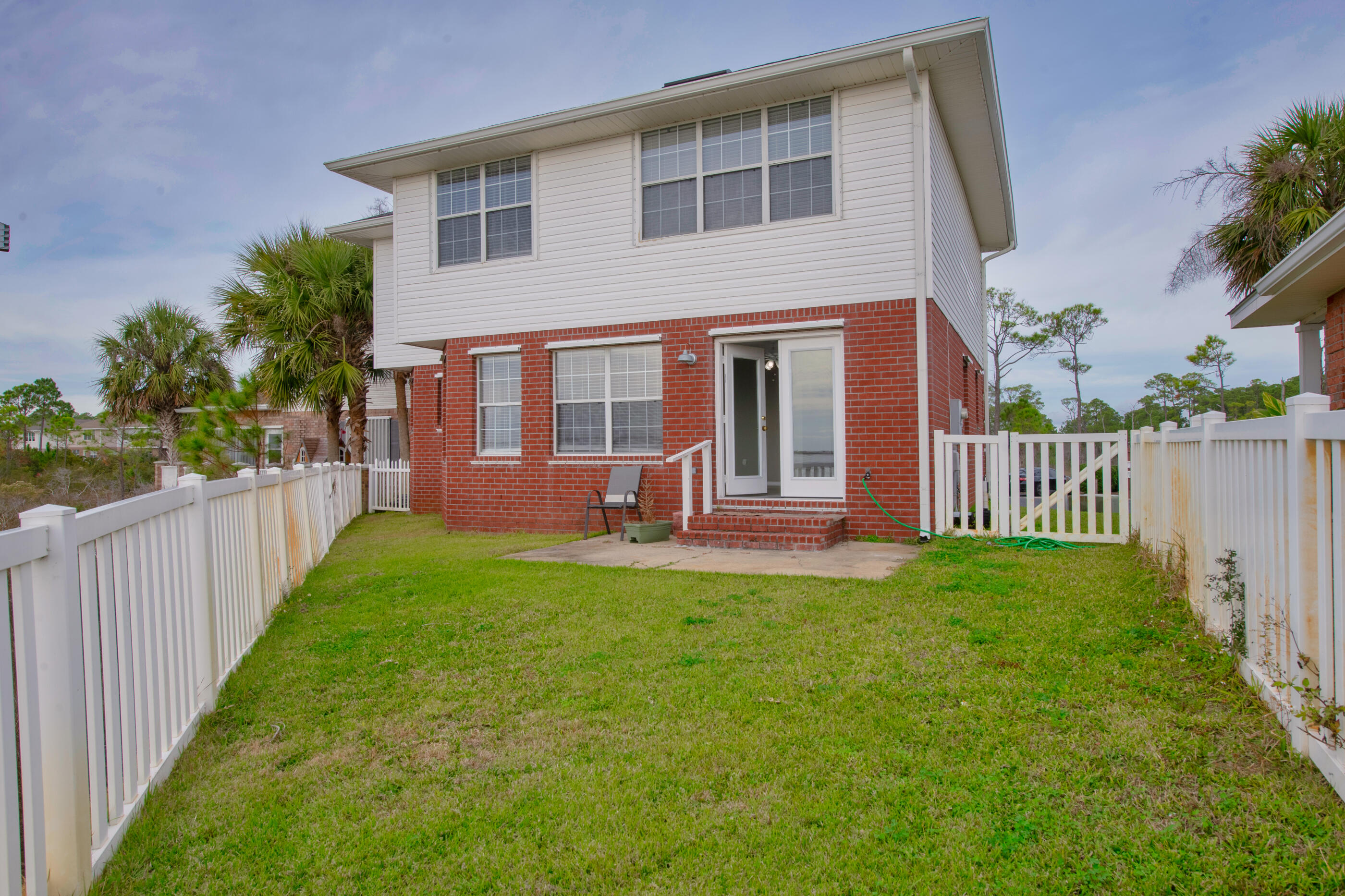 MARSH HARBOR - Residential Lease
