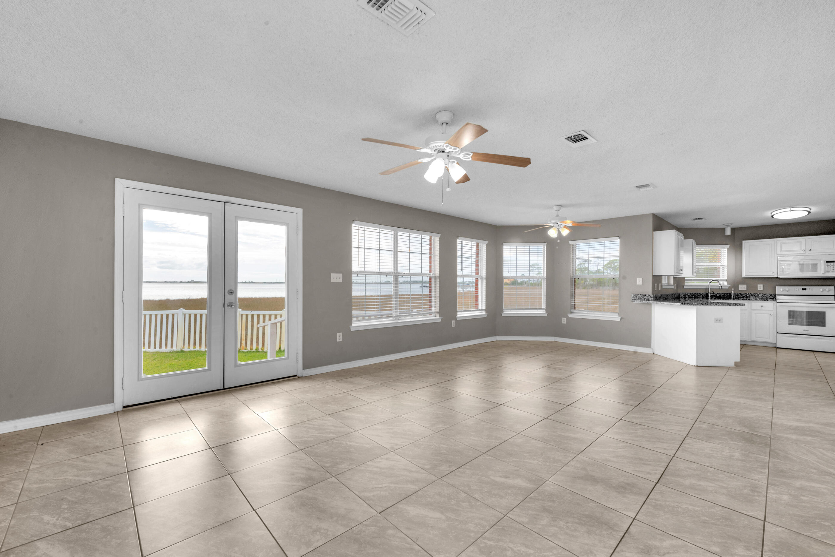 MARSH HARBOR - Residential Lease