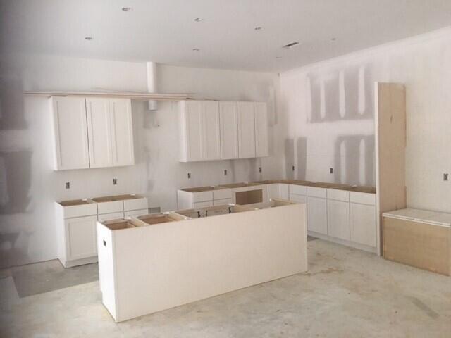 MAGNOLIA BAY - Residential