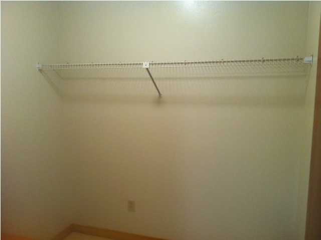 PLANTATION MANOR - Residential Lease