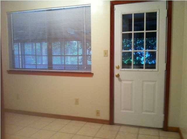 PLANTATION MANOR - Residential Lease