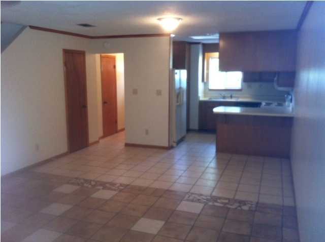 PLANTATION MANOR - Residential Lease