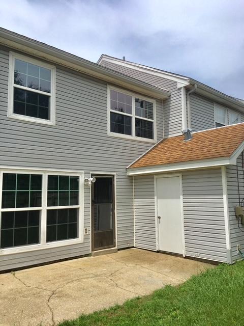 PLANTATION MANOR - Residential Lease