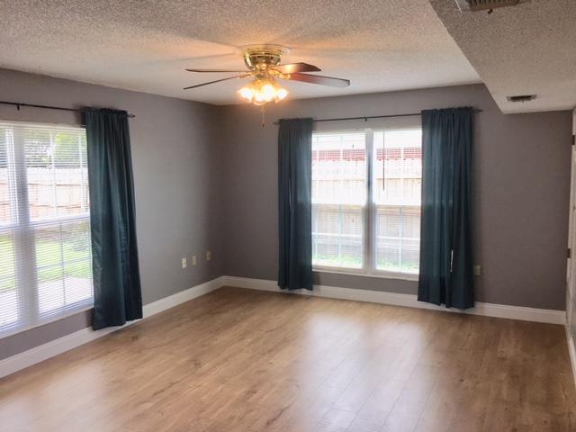 PLANTATION MANOR - Residential Lease